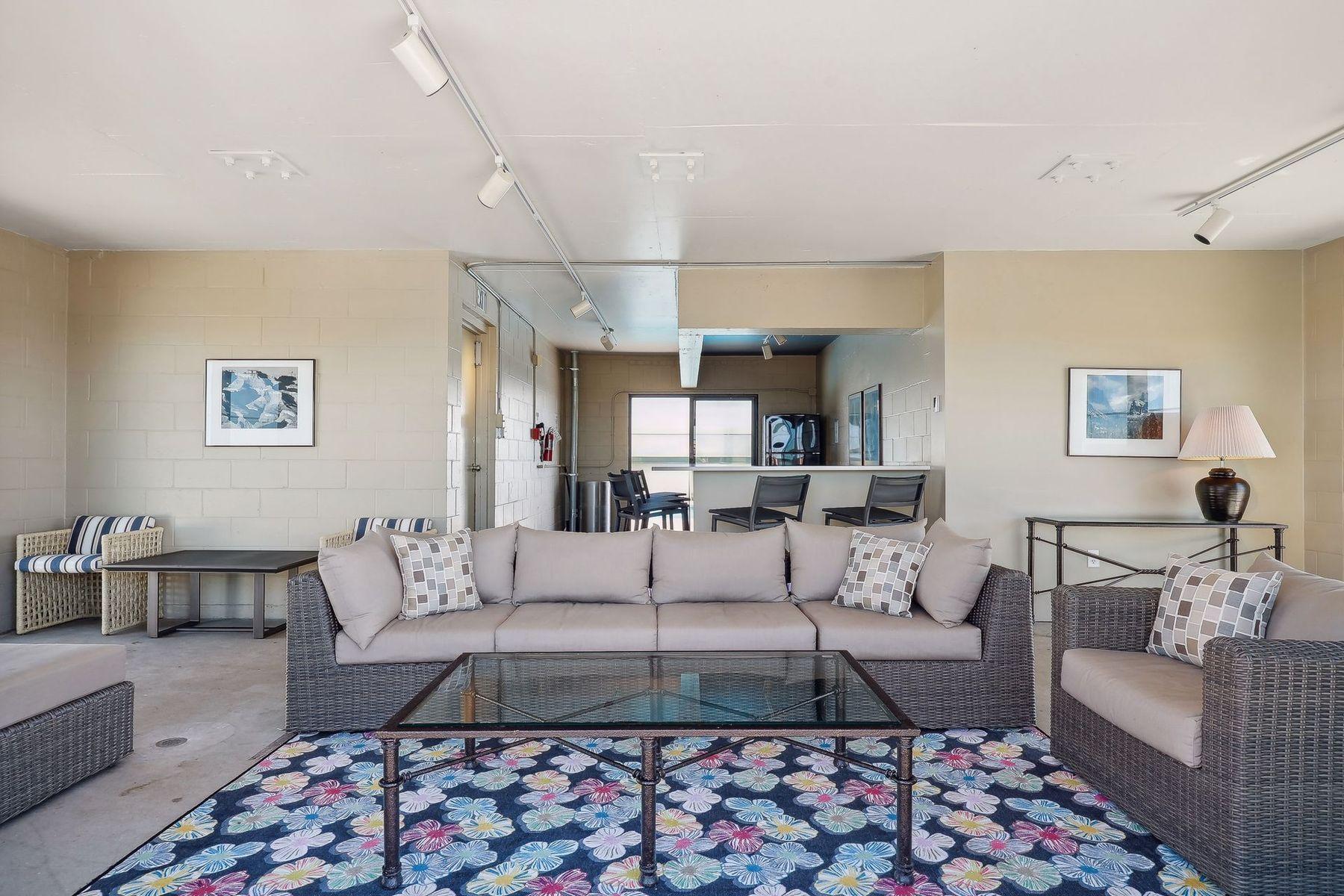 View of Residential at 410 Groveland Avenue #1506, Minneapolis MN 55403, Minneapolis (24 of 42) - Mike Wilen | Minnesota Team Real Estate