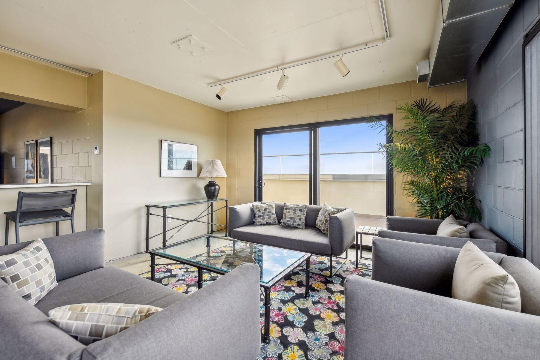 View of Residential at 410 Groveland Avenue #1506, Minneapolis MN 55403, Minneapolis (20 of 42) - Mike Wilen | Minnesota Team Real Estate