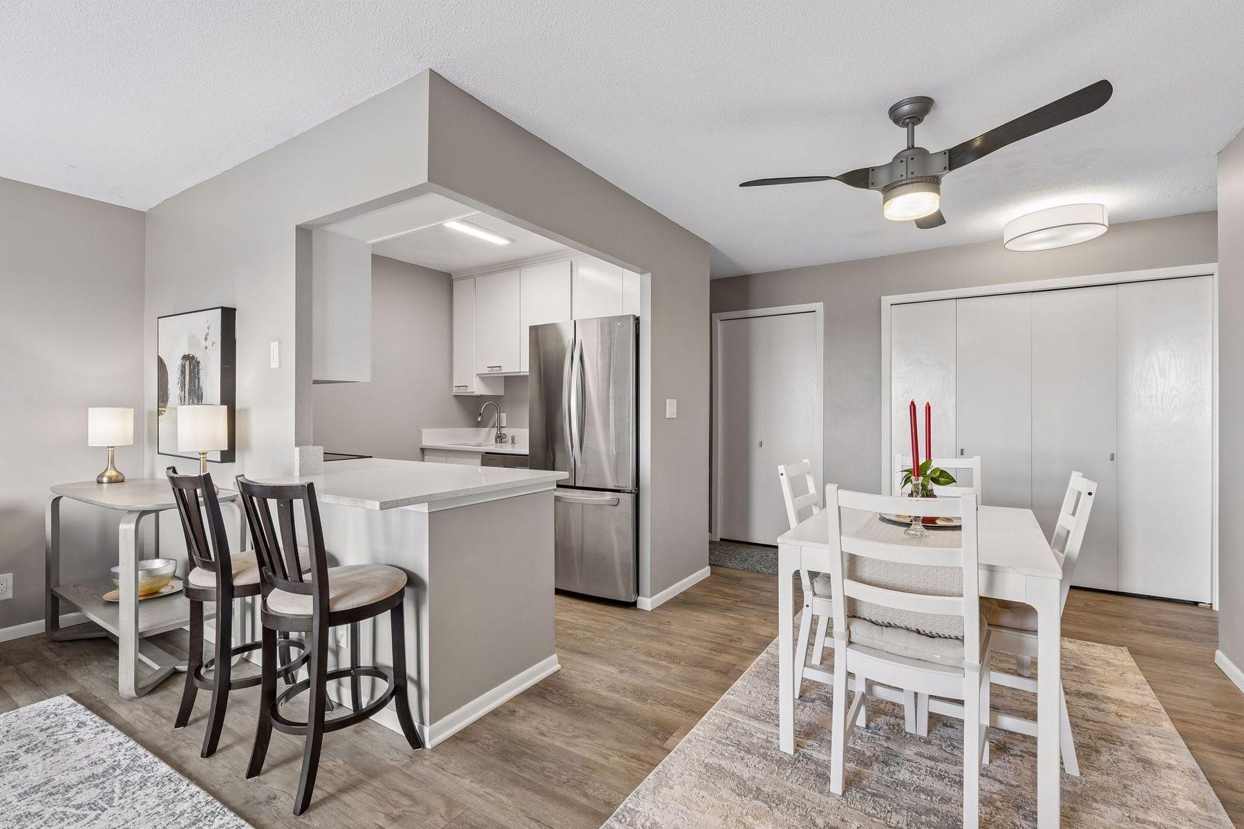 View of Residential at 410 Groveland Avenue #1506, Minneapolis MN 55403, Minneapolis (3 of 42) - Mike Wilen | Minnesota Team Real Estate