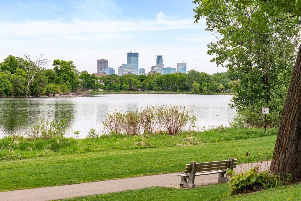 View of Residential at 410 Groveland Avenue #1506, Minneapolis MN 55403, Minneapolis (39 of 42) - Mike Wilen | Minnesota Team Real Estate