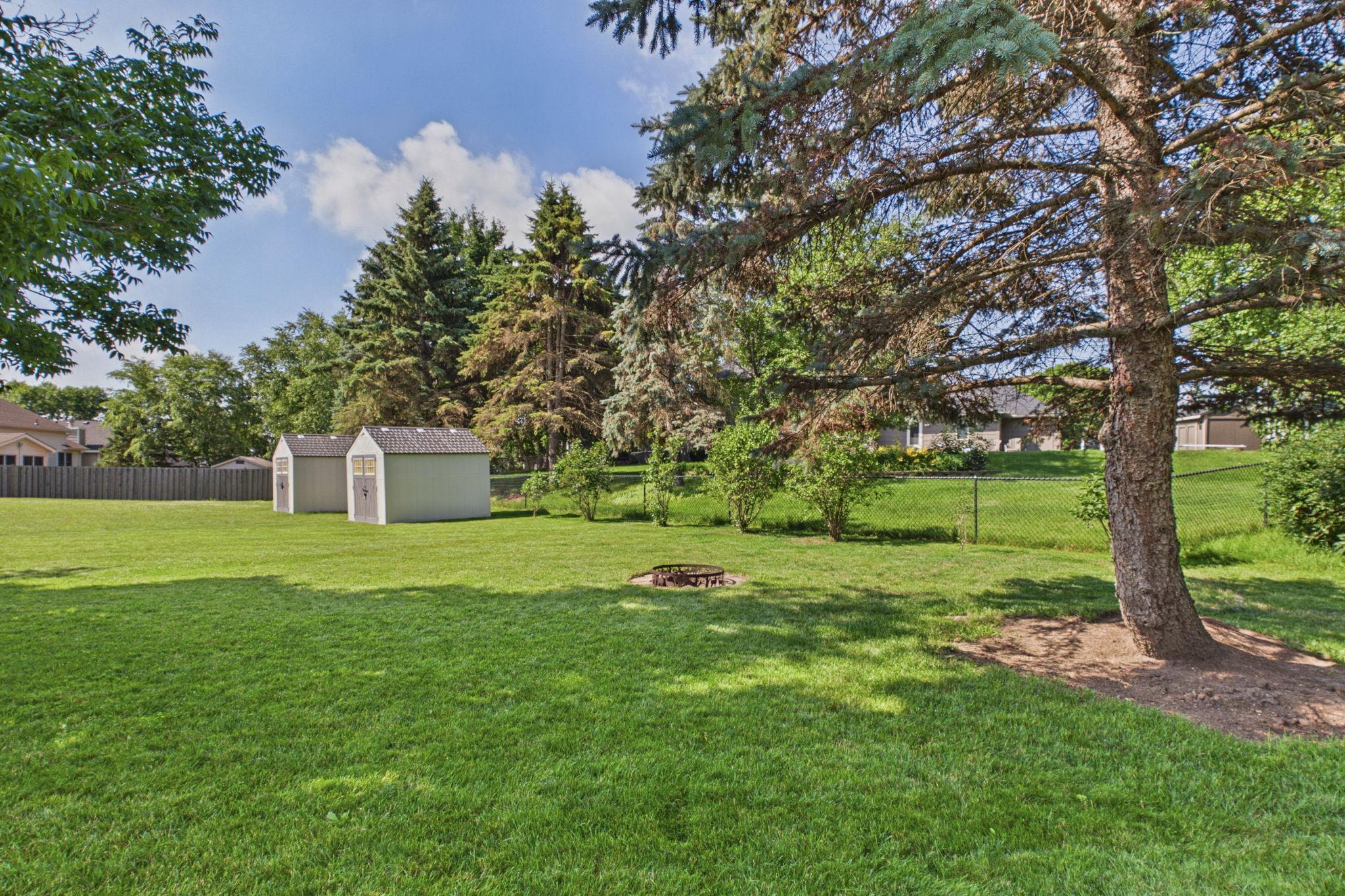 View of Residential at 2222 Parkview Lane, Woodbury MN 55125, Woodbury (33 of 37) - Mike Wilen | Minnesota Team Real Estate