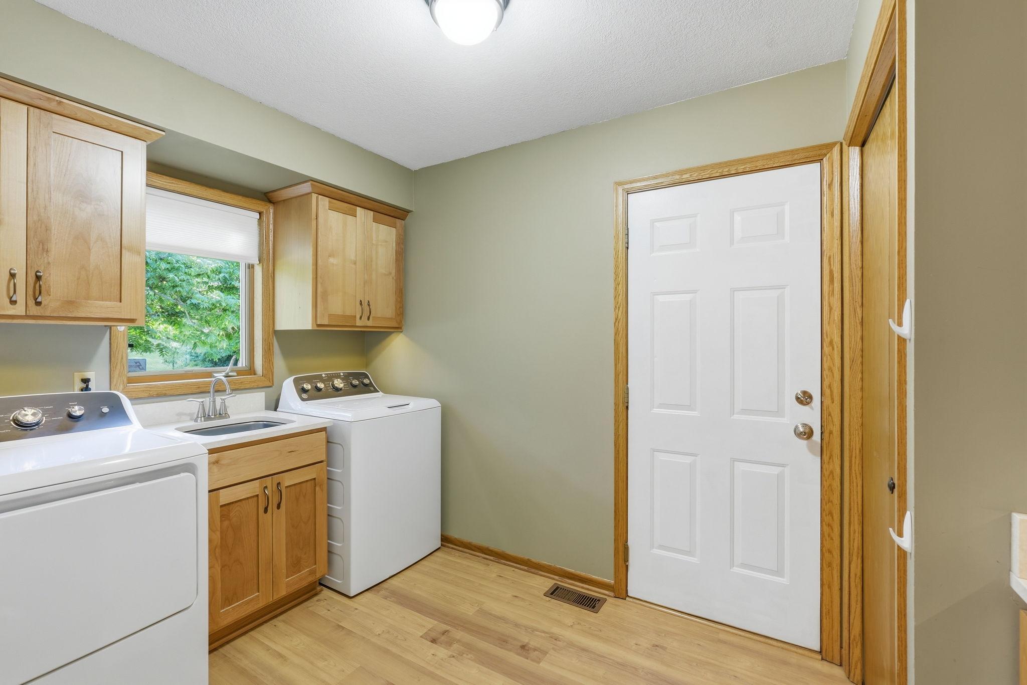 View of Residential at 2222 Parkview Lane, Woodbury MN 55125, Woodbury (7 of 37) - Mike Wilen | Minnesota Team Real Estate