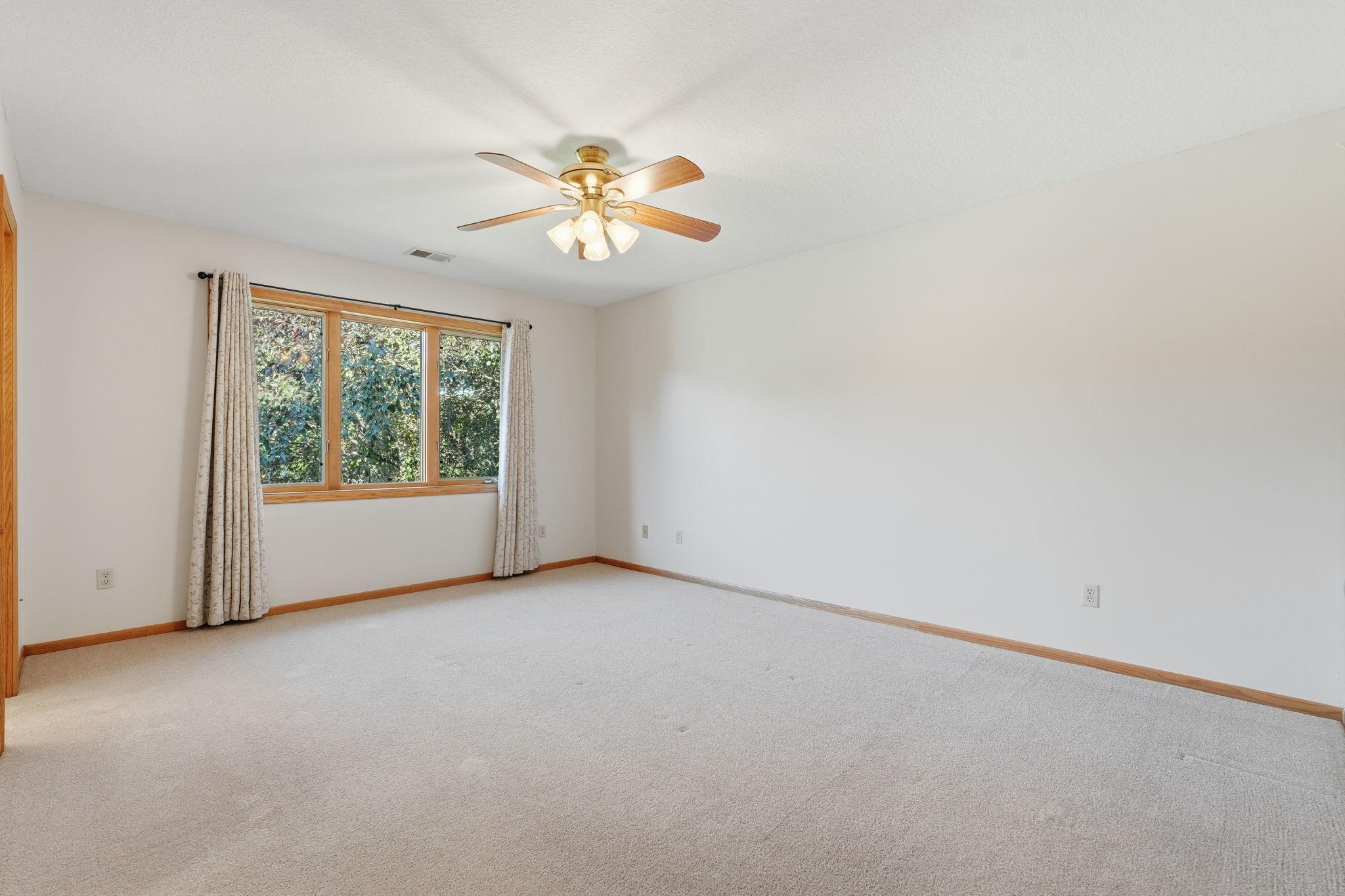 View of Residential at 2222 Parkview Lane, Woodbury MN 55125, Woodbury (14 of 37) - Mike Wilen | Minnesota Team Real Estate