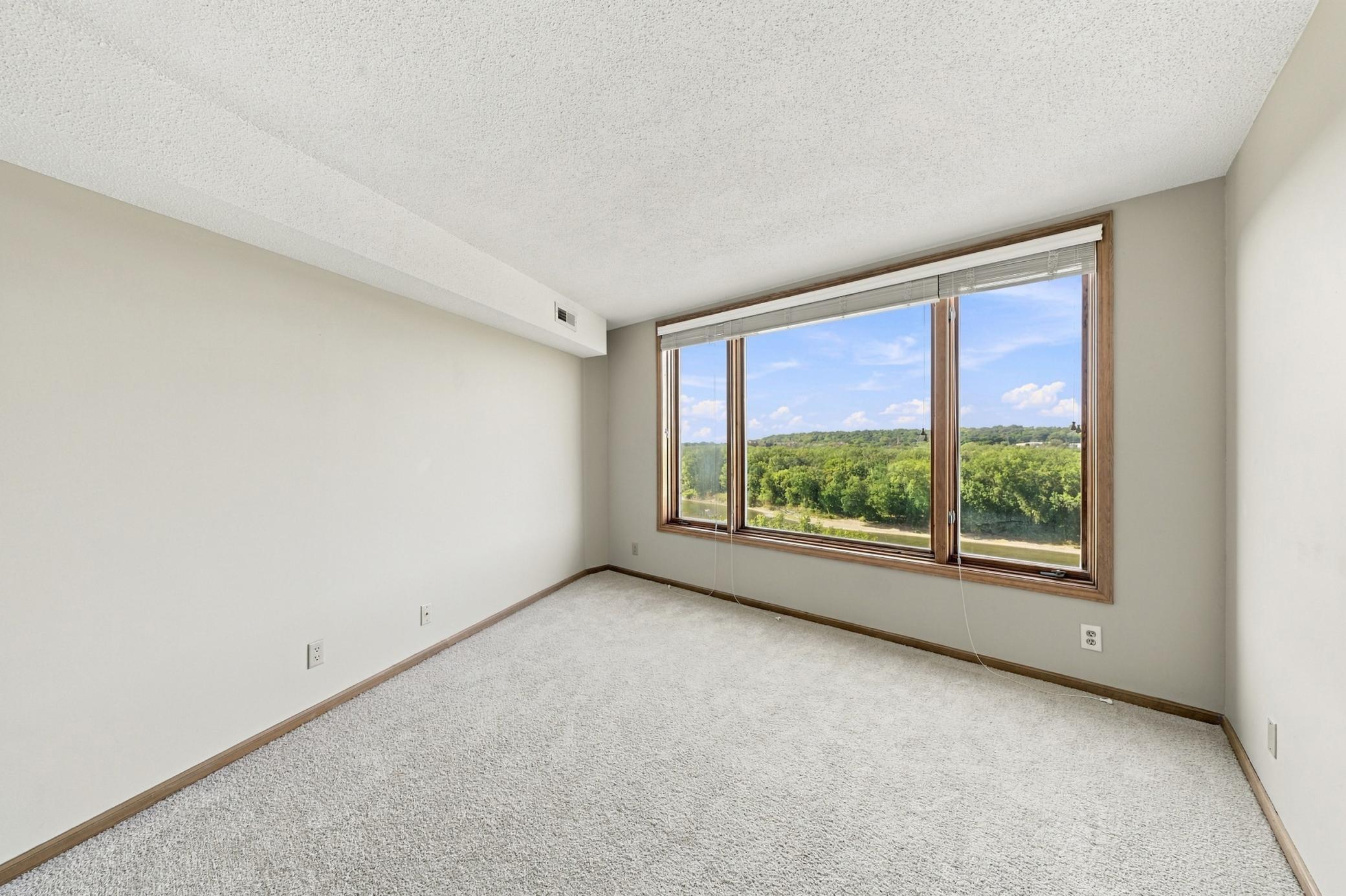 View of Residential at 1021 Sibley Memorial Highway #404, Lilydale MN 55118, Lilydale (17 of 52) - Mike Wilen | Minnesota Team Real Estate