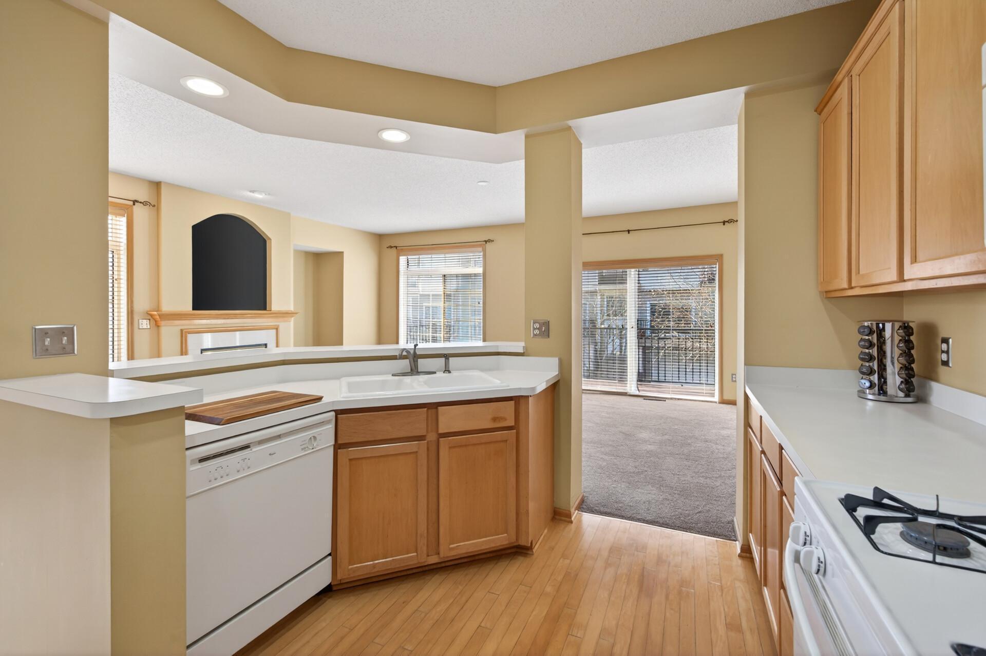 View of Residential at 2310 Eagle Trace Lane, Woodbury MN 55129, Woodbury (17 of 34) - Mike Wilen | Minnesota Team Real Estate
