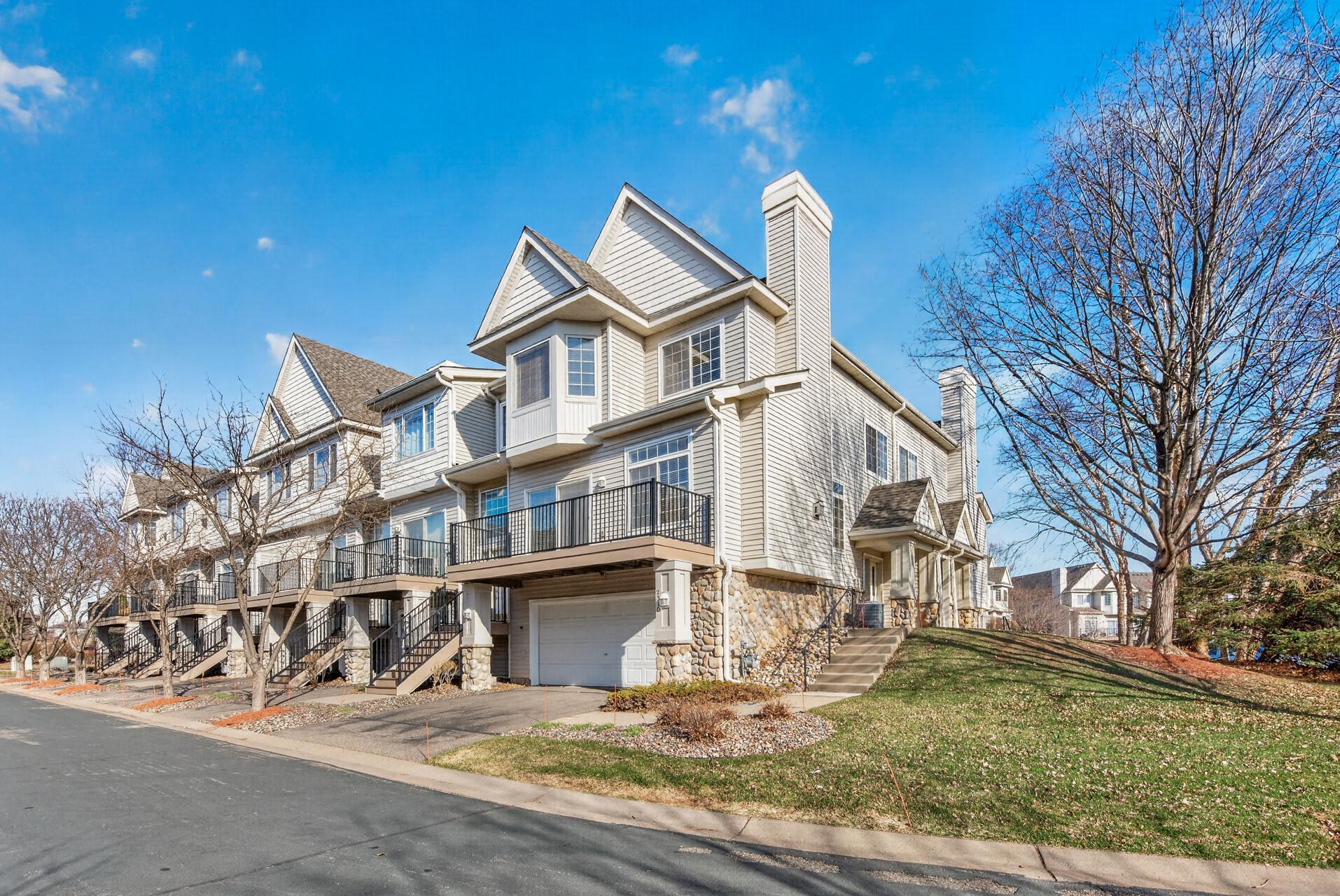 View of Residential at 2310 Eagle Trace Lane, Woodbury MN 55129, Woodbury (3 of 34) - Mike Wilen | Minnesota Team Real Estate