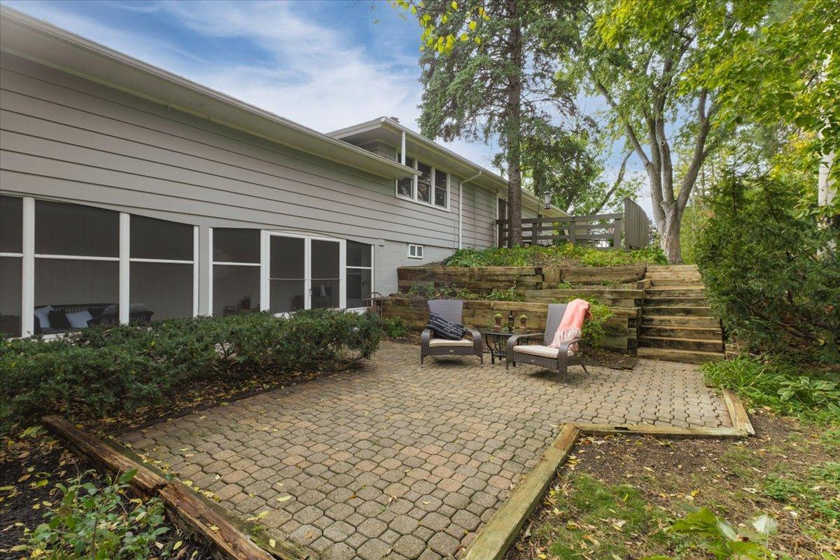 View of Residential at 36 Western Terrace, Golden Valley MN 55426, Golden Valley (37 of 45) - Mike Wilen | Minnesota Team Real Estate