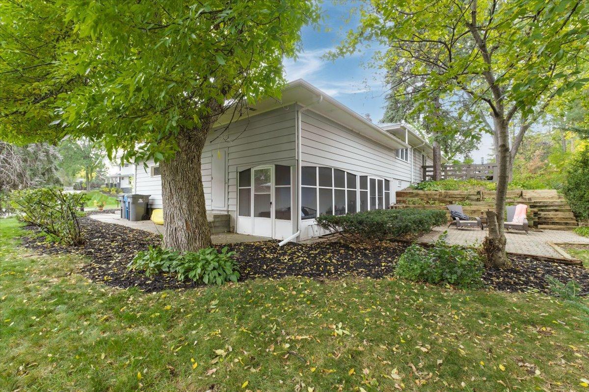 View of Residential at 36 Western Terrace, Golden Valley MN 55426, Golden Valley (35 of 45) - Mike Wilen | Minnesota Team Real Estate