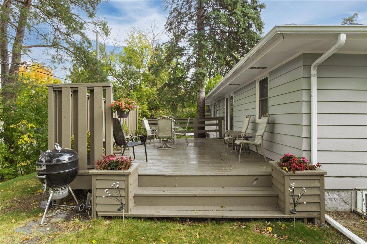 View of Residential at 36 Western Terrace, Golden Valley MN 55426, Golden Valley (33 of 45) - Mike Wilen | Minnesota Team Real Estate