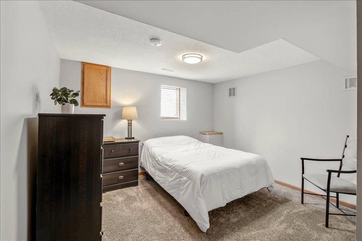 View of Residential at 36 Western Terrace, Golden Valley MN 55426, Golden Valley (25 of 45) - Mike Wilen | Minnesota Team Real Estate