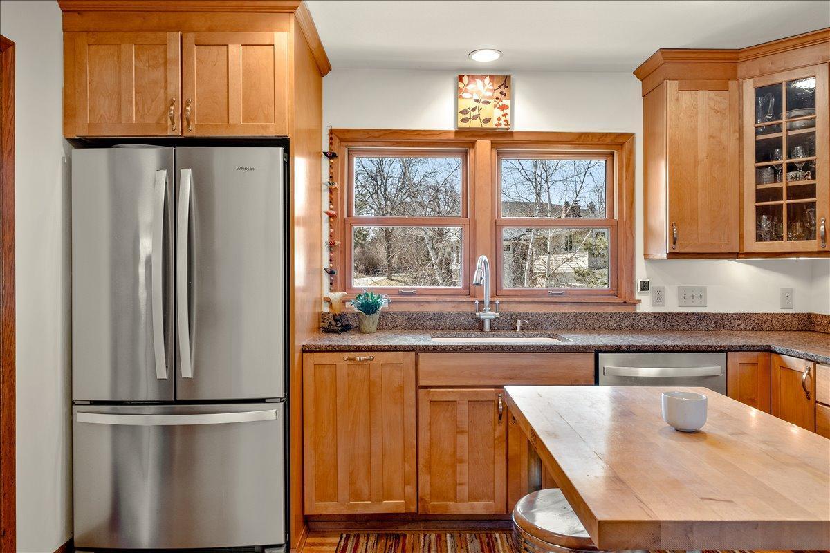 View of Residential at 36 Western Terrace, Golden Valley MN 55426, Golden Valley (12 of 45) - Mike Wilen | Minnesota Team Real Estate