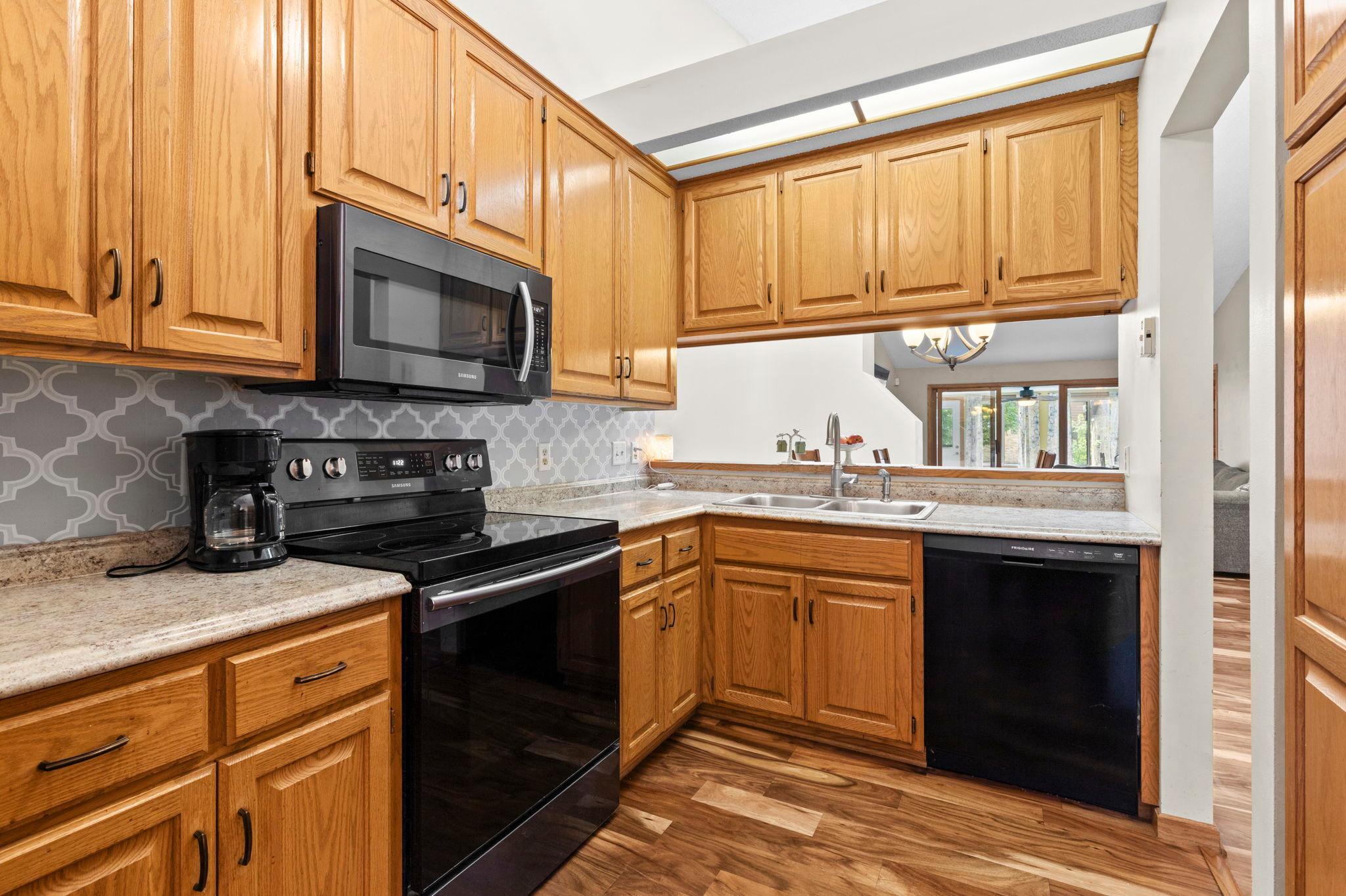 View of Residential at 14621 Embassy Avenue, Apple Valley MN 55124, Apple Valley (9 of 21) - Mike Wilen | Minnesota Team Real Estate