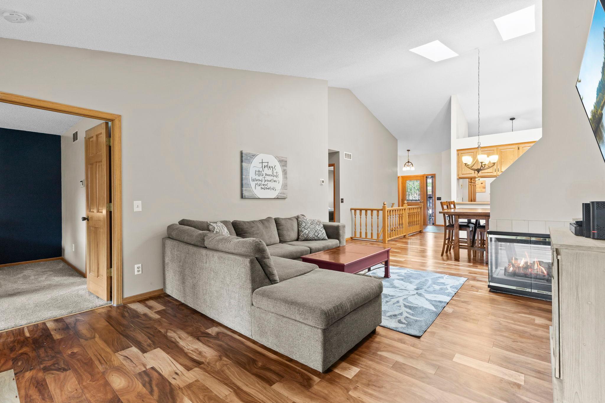 View of Residential at 14621 Embassy Avenue, Apple Valley MN 55124, Apple Valley (5 of 21) - Mike Wilen | Minnesota Team Real Estate