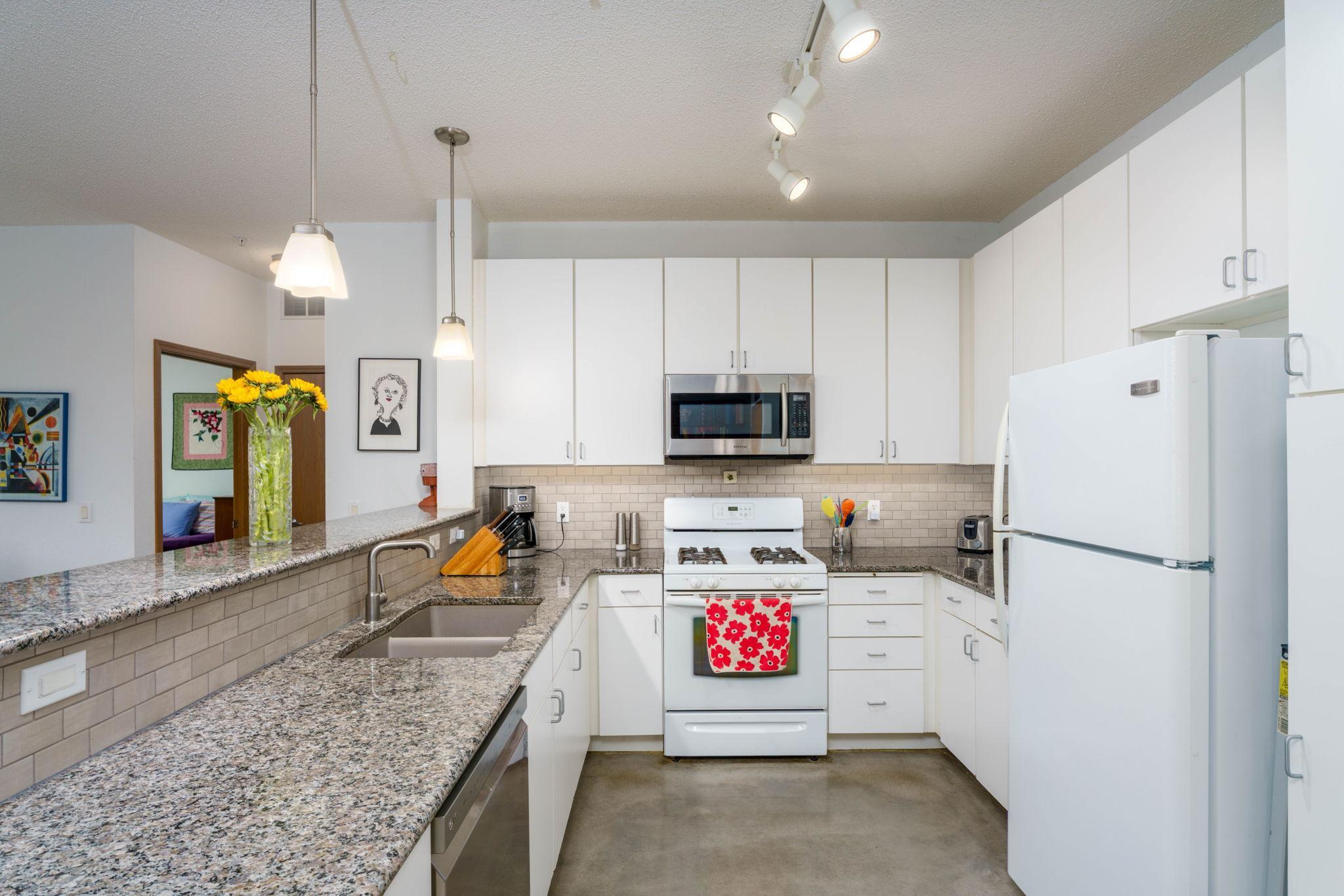 View of Residential at 2929 21st Avenue #203, Minneapolis MN 55407, Minneapolis (2 of 21) - Mike Wilen | Minnesota Team Real Estate