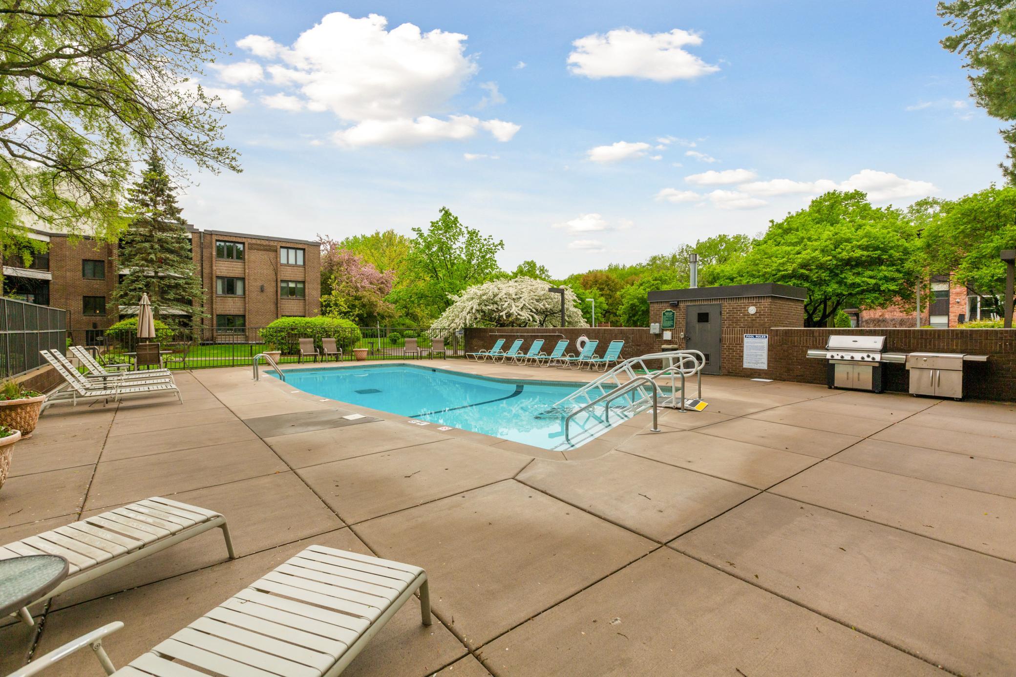 View of Residential at 3412 Oak Ridge Road #211, Minnetonka MN 55305, Minnetonka (2 of 41) - Mike Wilen | Minnesota Team Real Estate