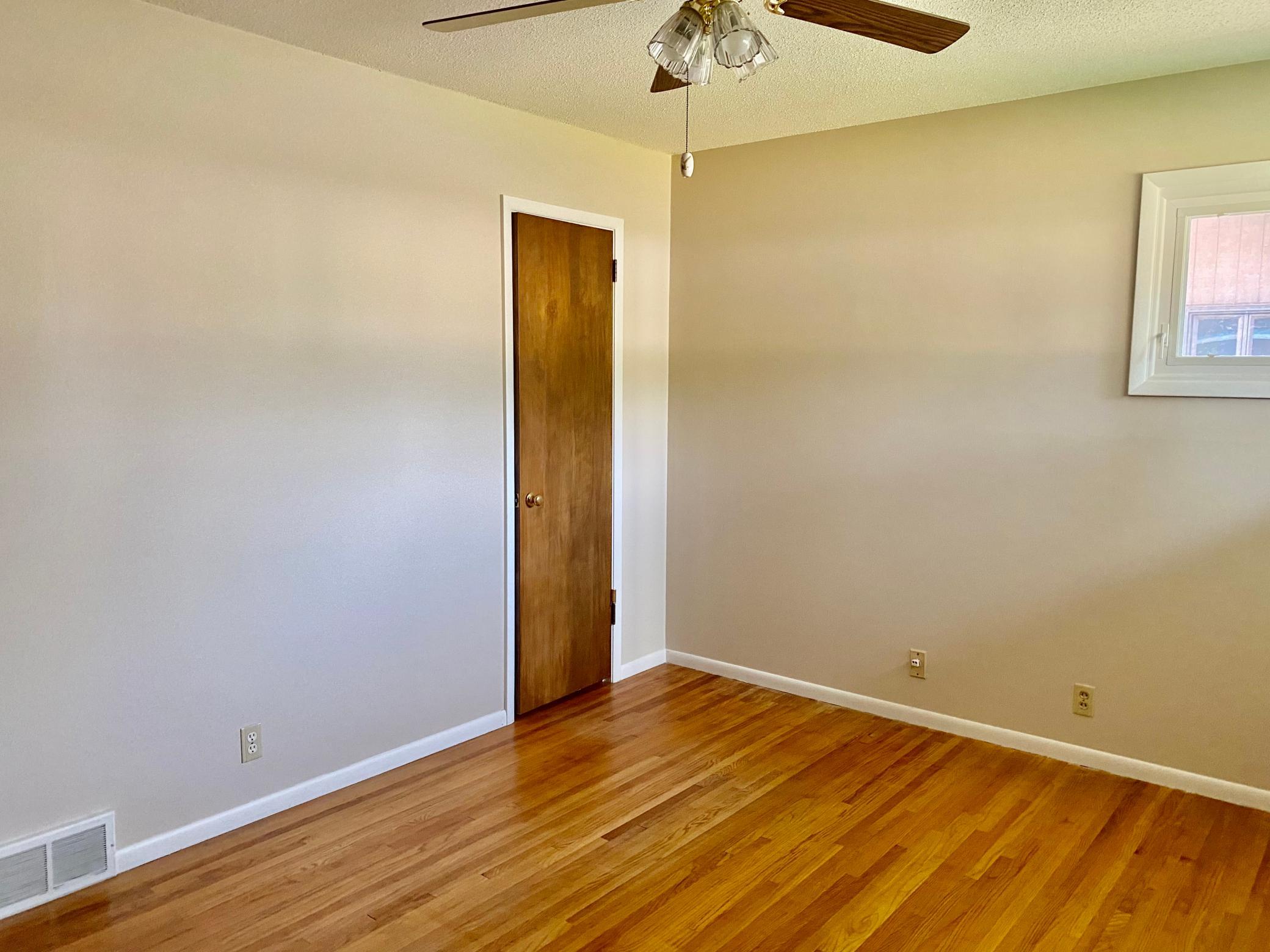 View of Residential at 7244 Clinton Avenue, Richfield MN 55423, Richfield (13 of 27) - Mike Wilen | Minnesota Team Real Estate