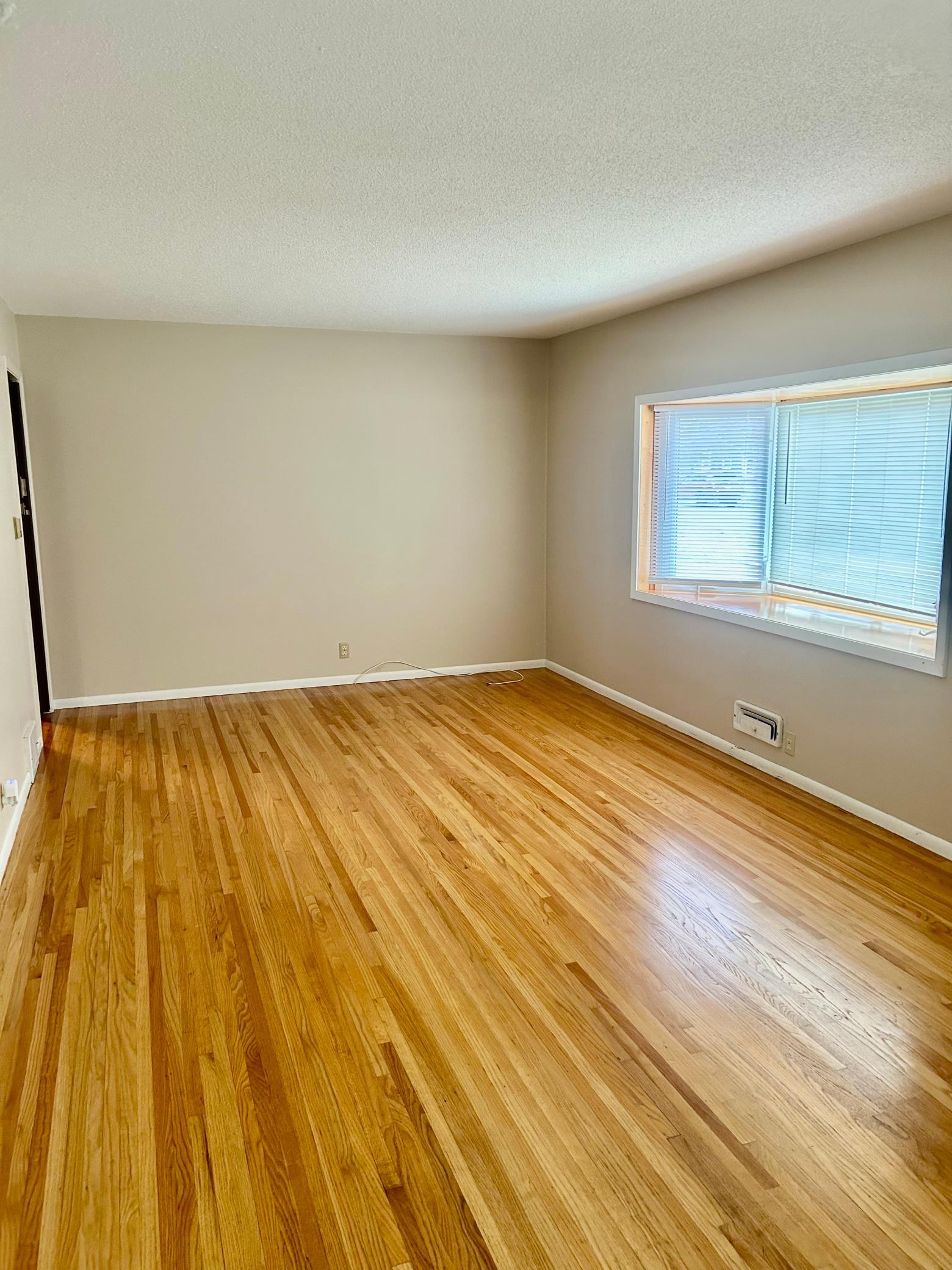 View of Residential at 7244 Clinton Avenue, Richfield MN 55423, Richfield (10 of 27) - Mike Wilen | Minnesota Team Real Estate