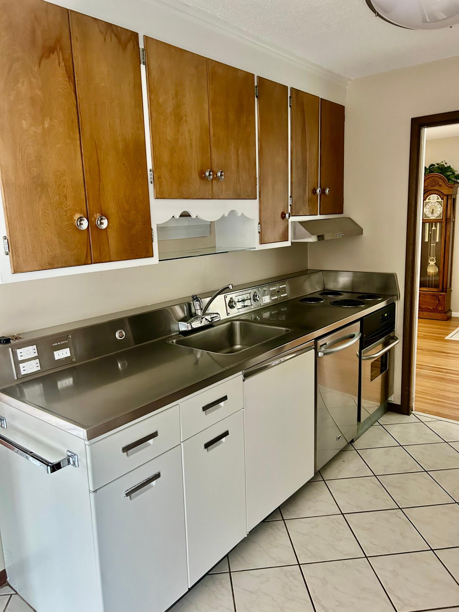 View of Residential at 7244 Clinton Avenue, Richfield MN 55423, Richfield (6 of 27) - Mike Wilen | Minnesota Team Real Estate