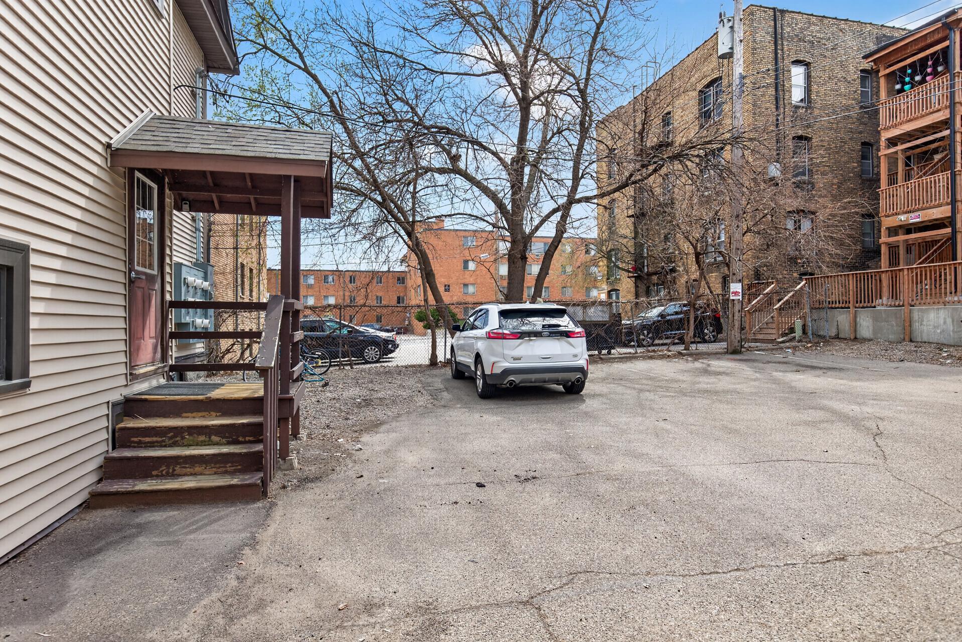 View of Residential at 1936 Aldrich Avenue #E301, Minneapolis MN 55403, Minneapolis (29 of 32) - Mike Wilen | Minnesota Team Real Estate