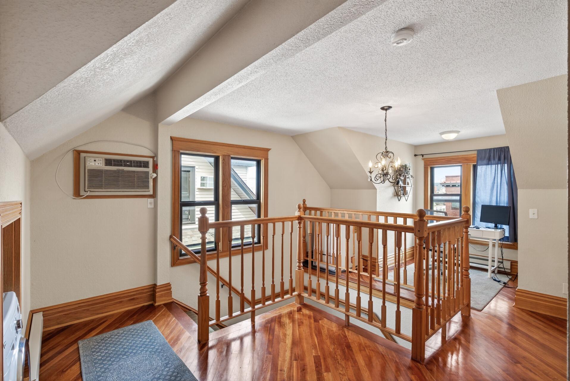 View of Residential at 1936 Aldrich Avenue #E301, Minneapolis MN 55403, Minneapolis (18 of 32) - Mike Wilen | Minnesota Team Real Estate