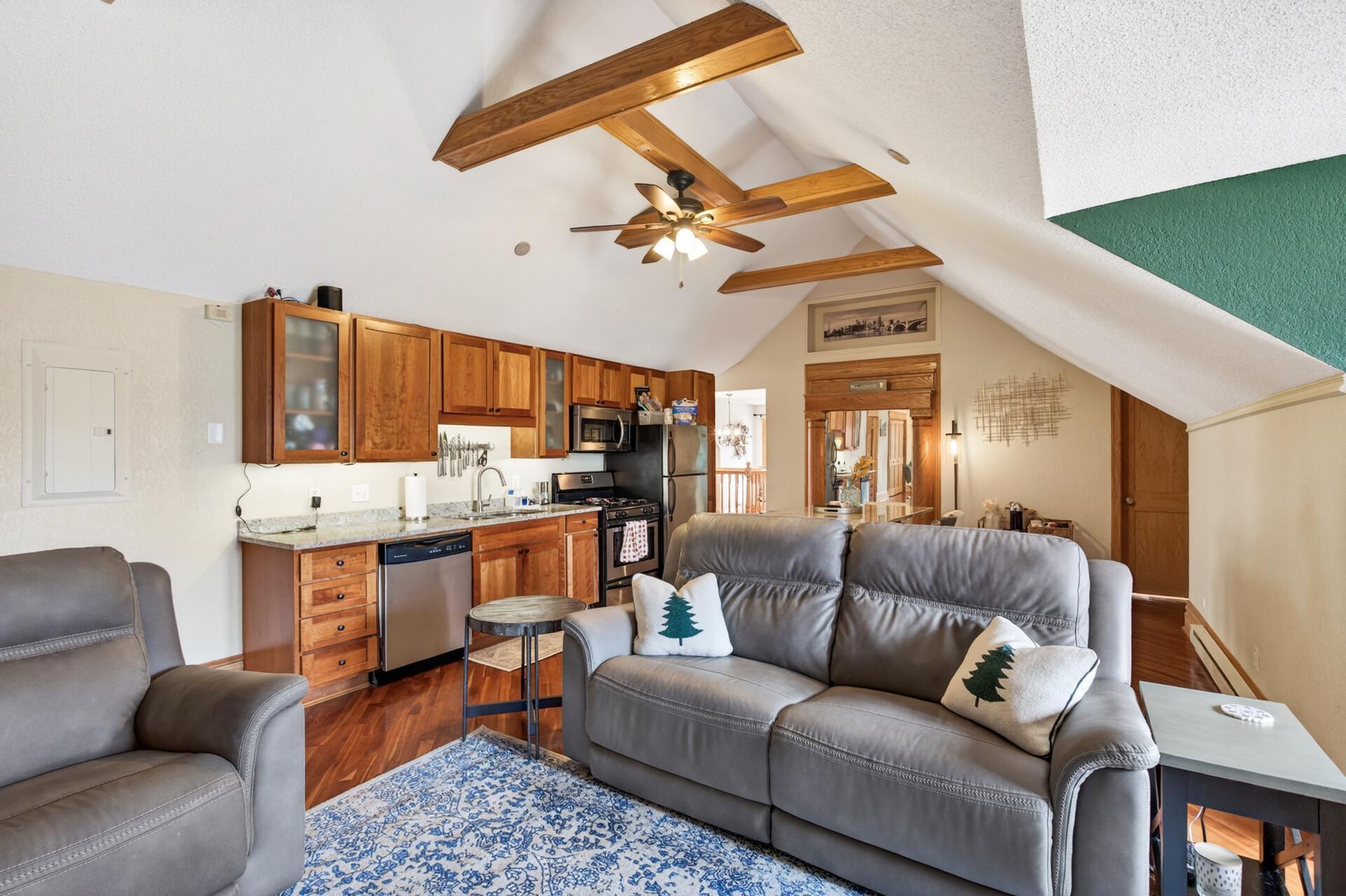 View of Residential at 1936 Aldrich Avenue #E301, Minneapolis MN 55403, Minneapolis (10 of 32) - Mike Wilen | Minnesota Team Real Estate