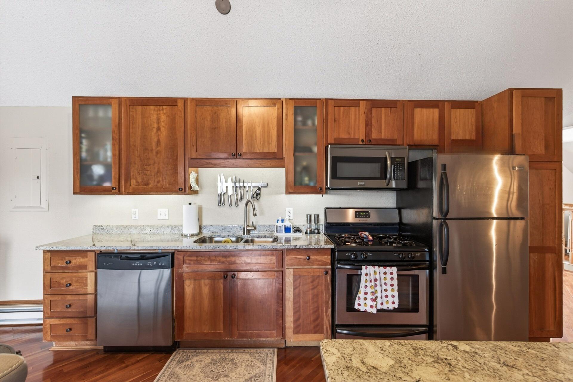 View of Residential at 1936 Aldrich Avenue #E301, Minneapolis MN 55403, Minneapolis (12 of 32) - Mike Wilen | Minnesota Team Real Estate
