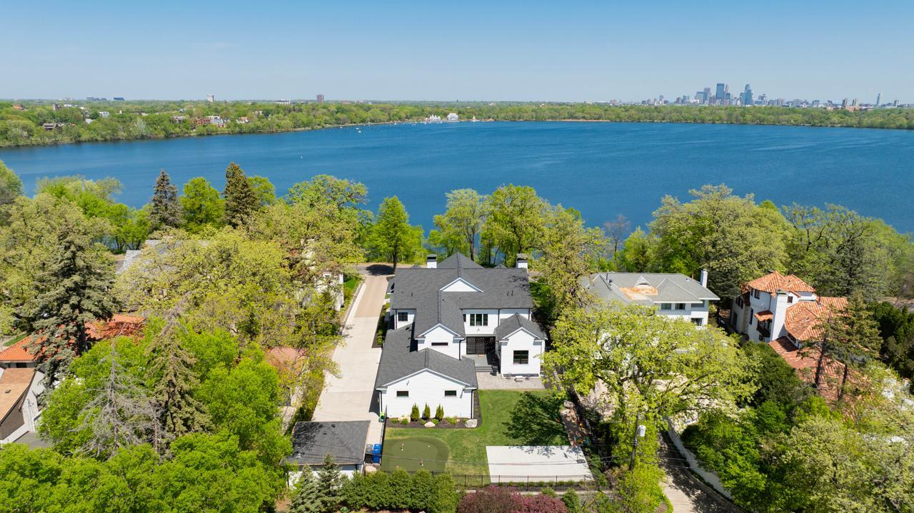 View of Residential at 4889 Lake Harriet Parkway, Minneapolis MN 55419, Minneapolis (6 of 50) - Mike Wilen | Minnesota Team Real Estate