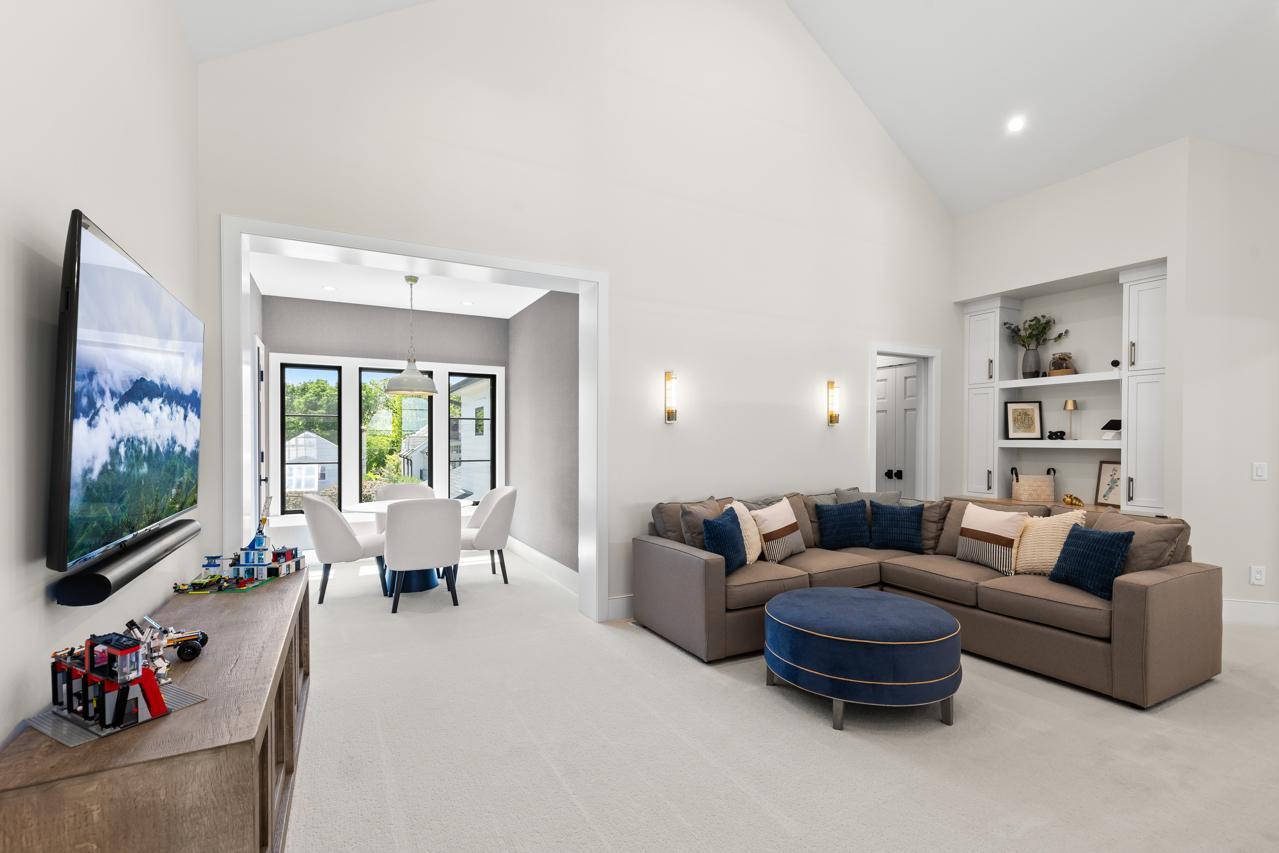 View of Residential at 4889 Lake Harriet Parkway, Minneapolis MN 55419, Minneapolis (38 of 50) - Mike Wilen | Minnesota Team Real Estate