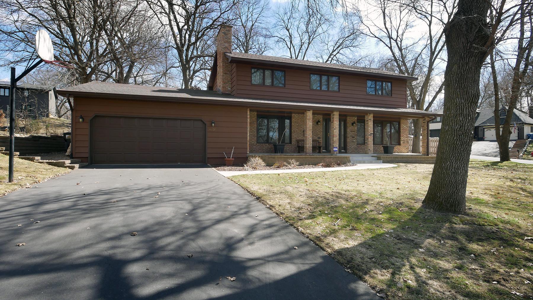 View of Residential at 6000 Timberglade Circle, Bloomington MN 55438, Bloomington - Mike Wilen | Minnesota Team Real Estate