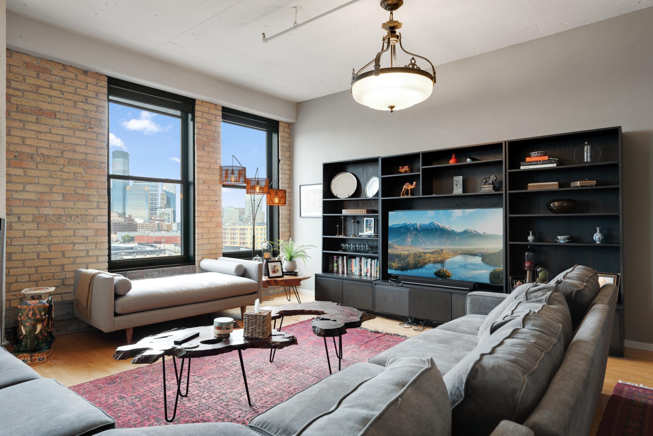 View of Residential at 290 Market Street #811, Minneapolis MN 55405, Minneapolis (2 of 29) - Mike Wilen | Minnesota Team Real Estate