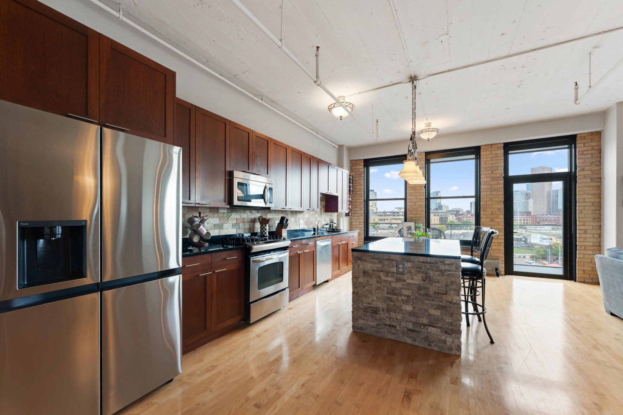 View of Residential at 290 Market Street #811, Minneapolis MN 55405, Minneapolis (9 of 29) - Mike Wilen | Minnesota Team Real Estate