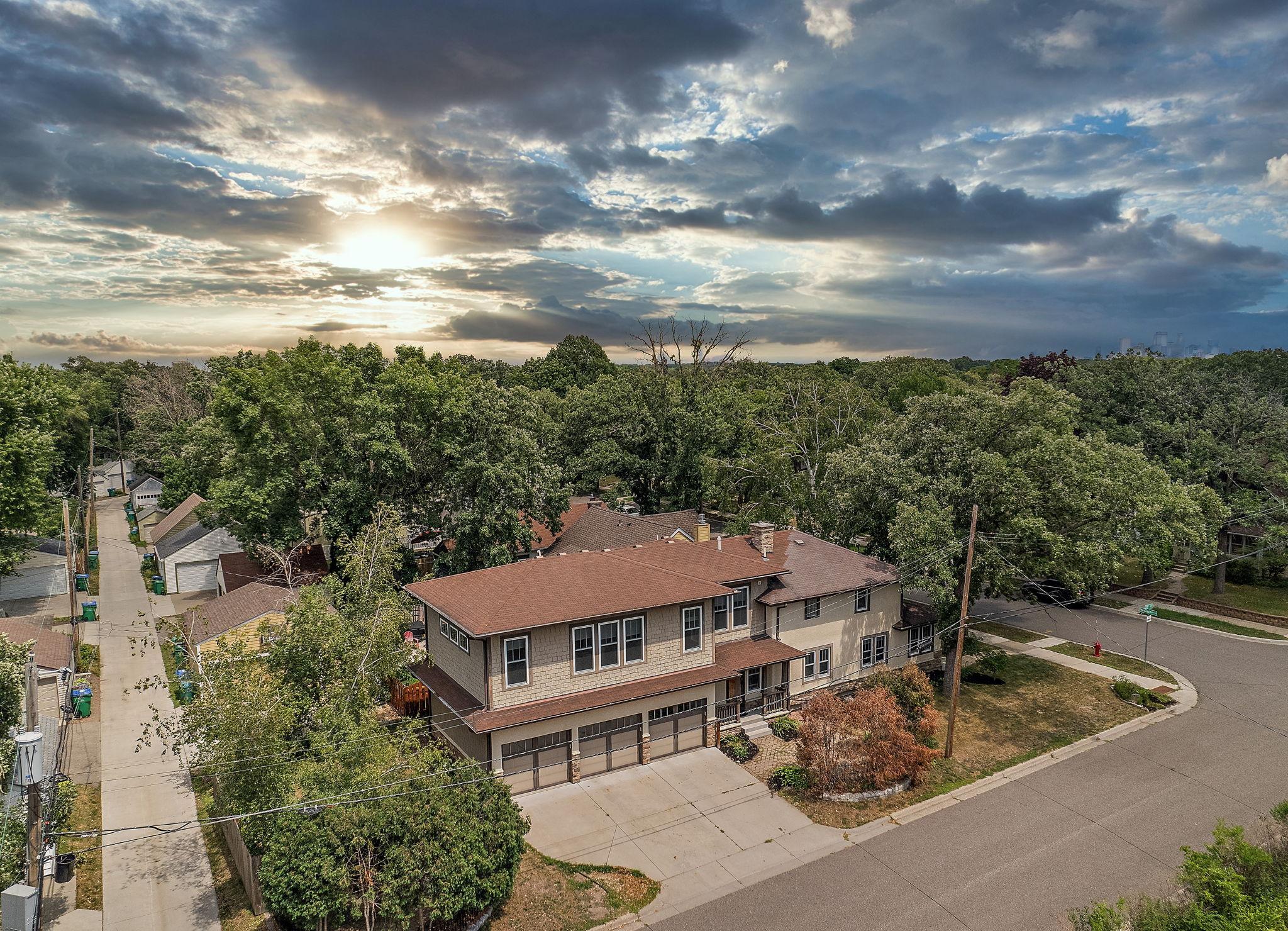 View of Residential at 3260 Yosemite Avenue, Saint Louis Park MN 55416, Saint Louis Park (2 of 40) - Mike Wilen | Minnesota Team Real Estate