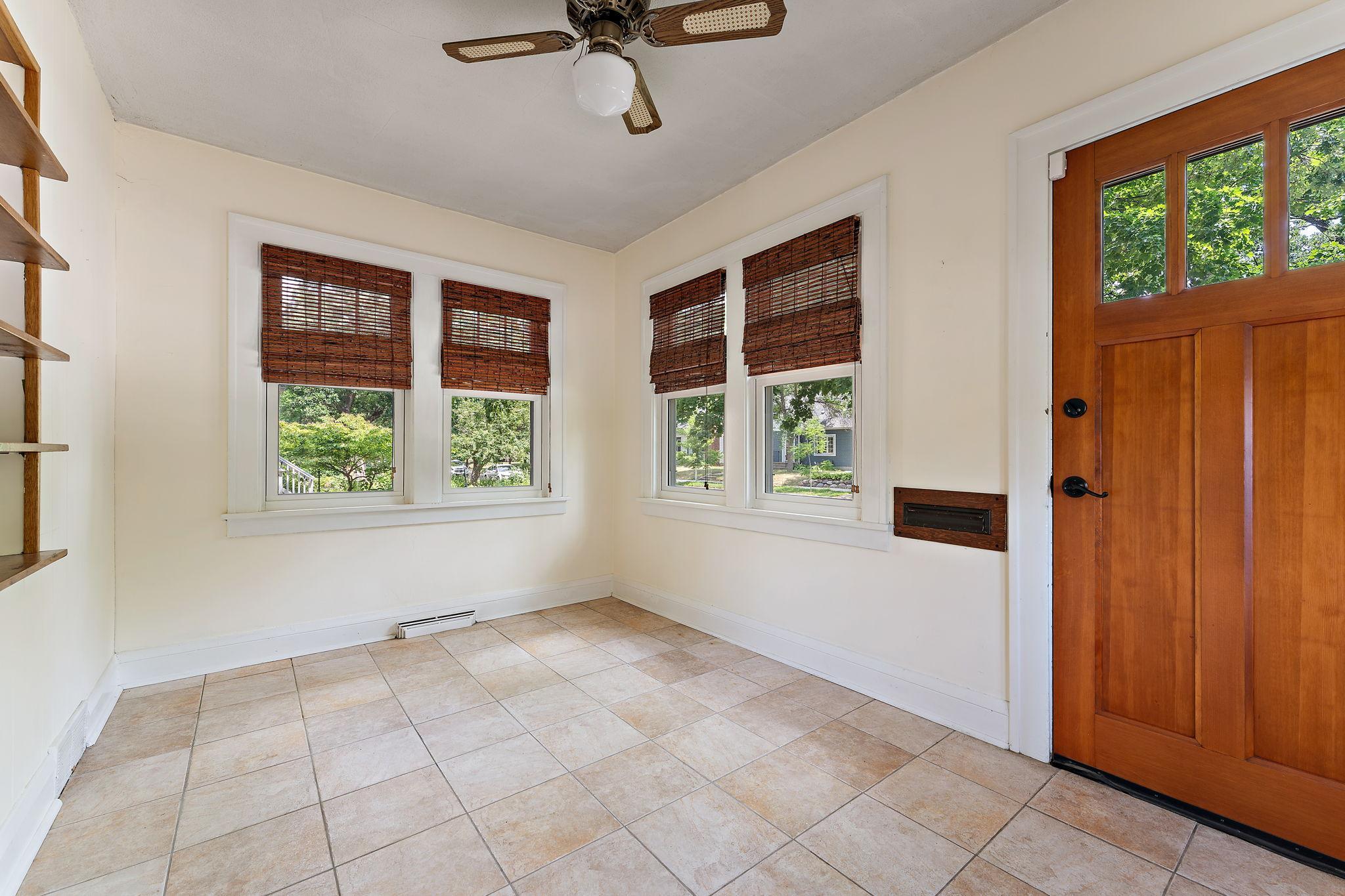 View of Residential at 3260 Yosemite Avenue, Saint Louis Park MN 55416, Saint Louis Park (12 of 40) - Mike Wilen | Minnesota Team Real Estate