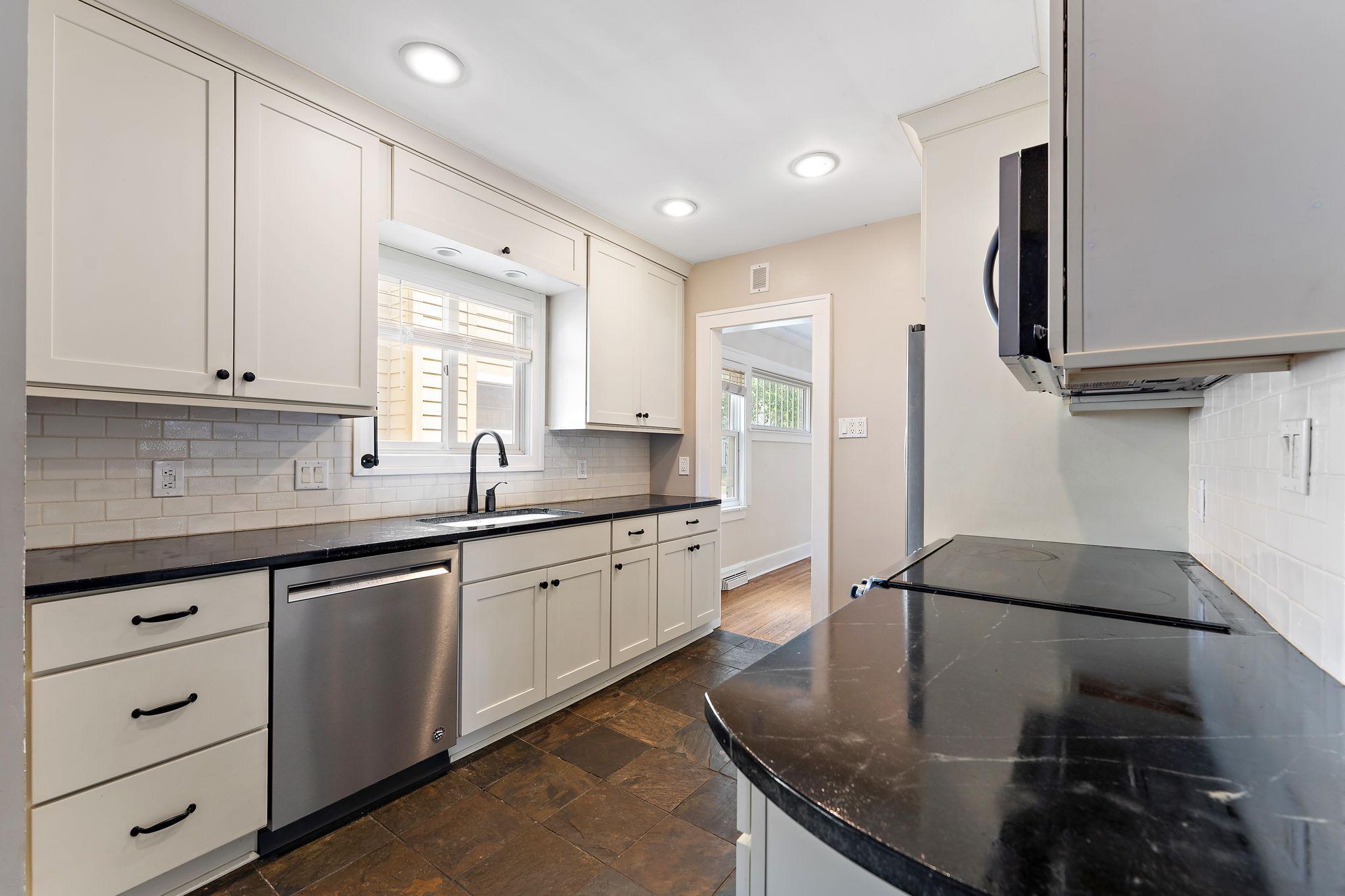 View of Residential at 3260 Yosemite Avenue, Saint Louis Park MN 55416, Saint Louis Park (5 of 40) - Mike Wilen | Minnesota Team Real Estate