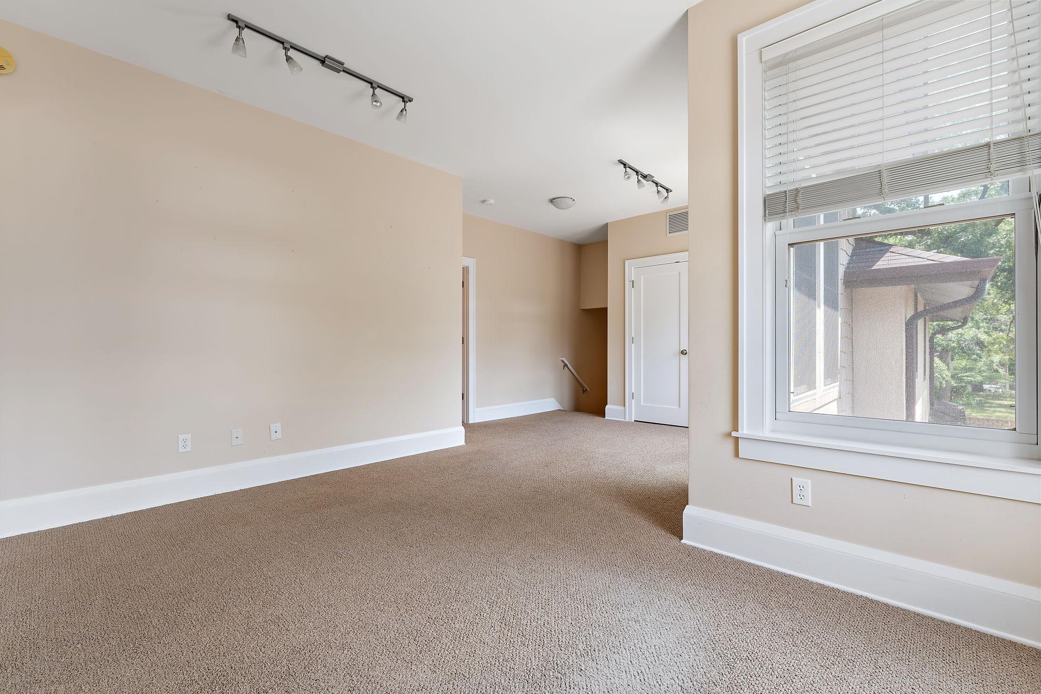 View of Residential at 3260 Yosemite Avenue, Saint Louis Park MN 55416, Saint Louis Park (22 of 40) - Mike Wilen | Minnesota Team Real Estate