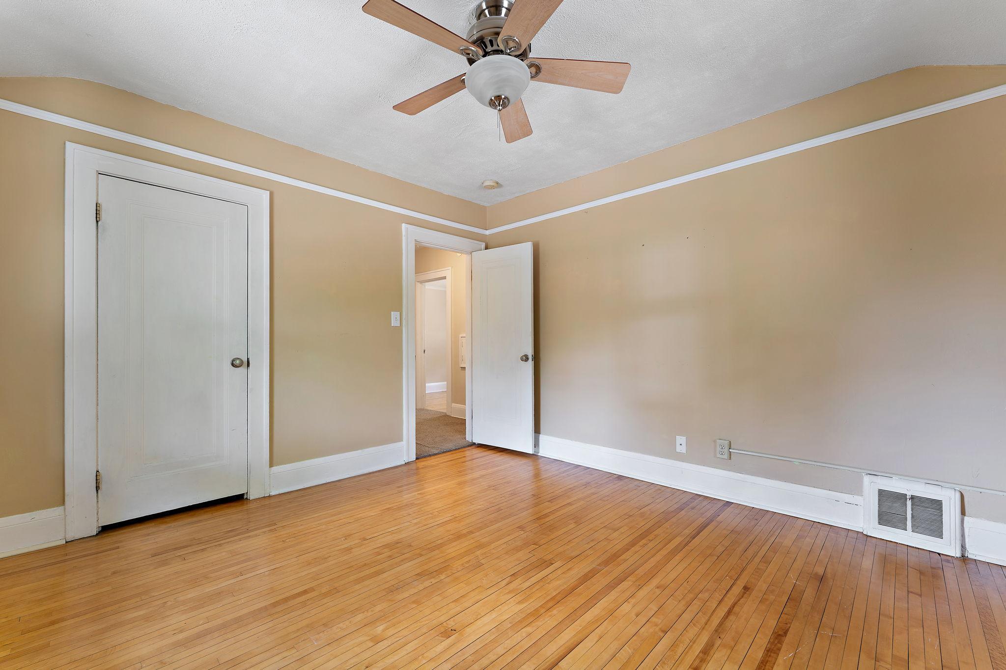 View of Residential at 3260 Yosemite Avenue, Saint Louis Park MN 55416, Saint Louis Park (29 of 40) - Mike Wilen | Minnesota Team Real Estate