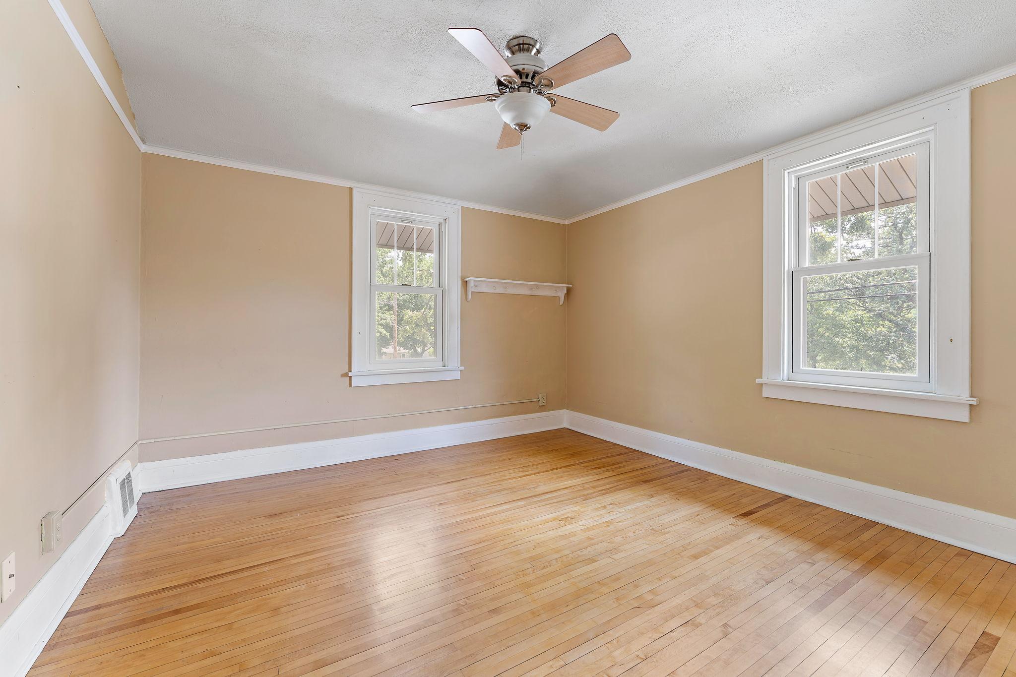View of Residential at 3260 Yosemite Avenue, Saint Louis Park MN 55416, Saint Louis Park (28 of 40) - Mike Wilen | Minnesota Team Real Estate