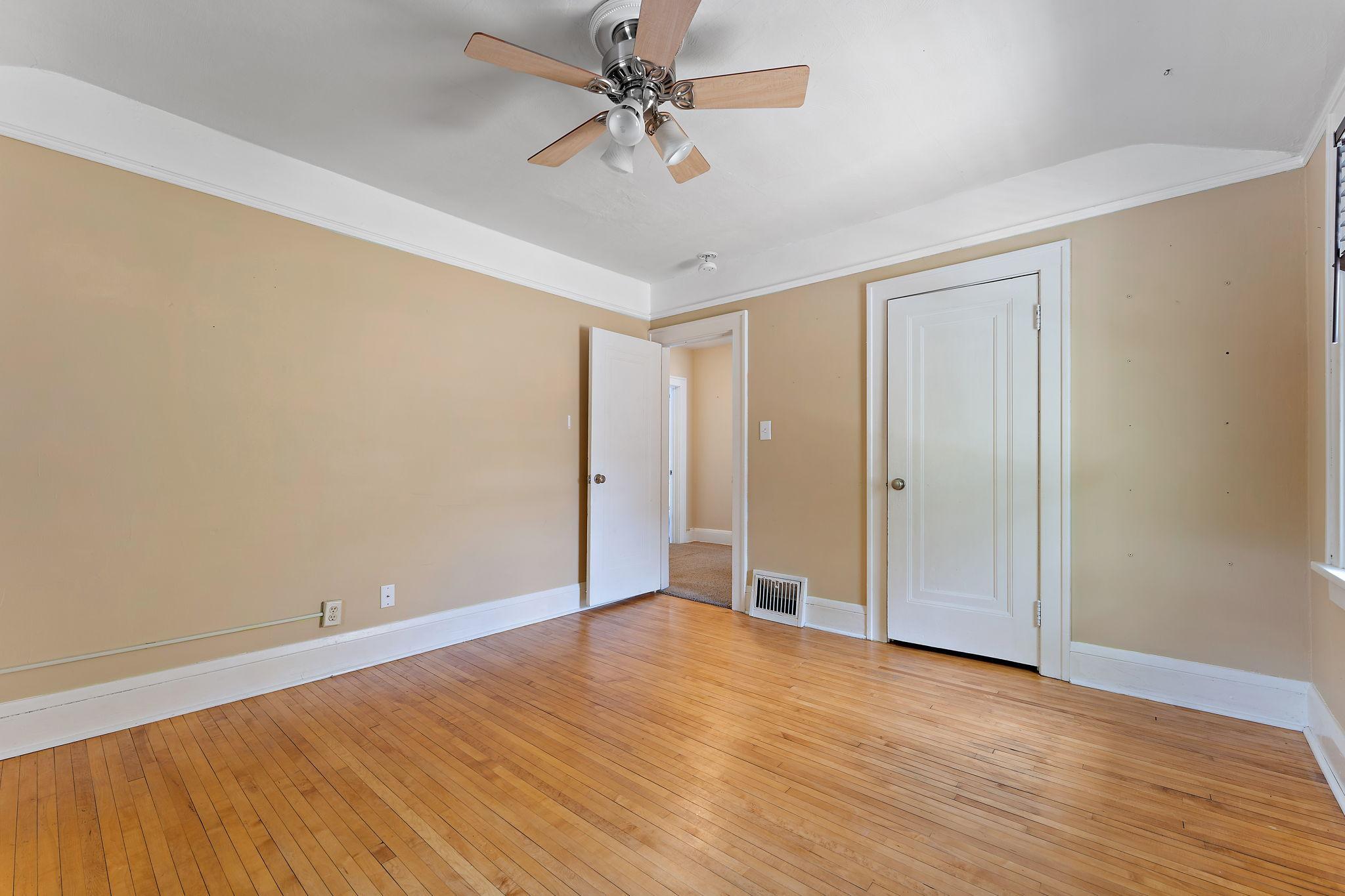 View of Residential at 3260 Yosemite Avenue, Saint Louis Park MN 55416, Saint Louis Park (27 of 40) - Mike Wilen | Minnesota Team Real Estate
