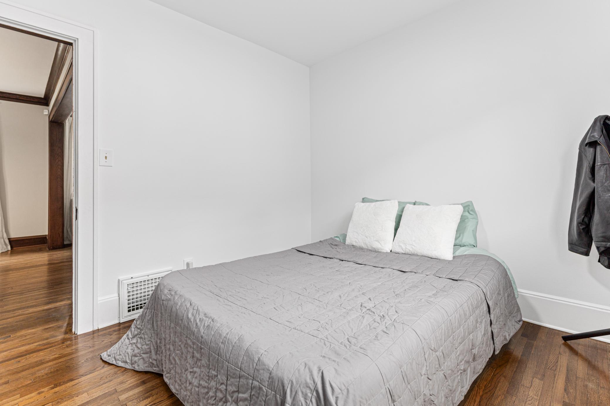 View of Residential at 3350 Knox Avenue, Minneapolis MN 55412, Minneapolis (16 of 36) - Mike Wilen | Minnesota Team Real Estate