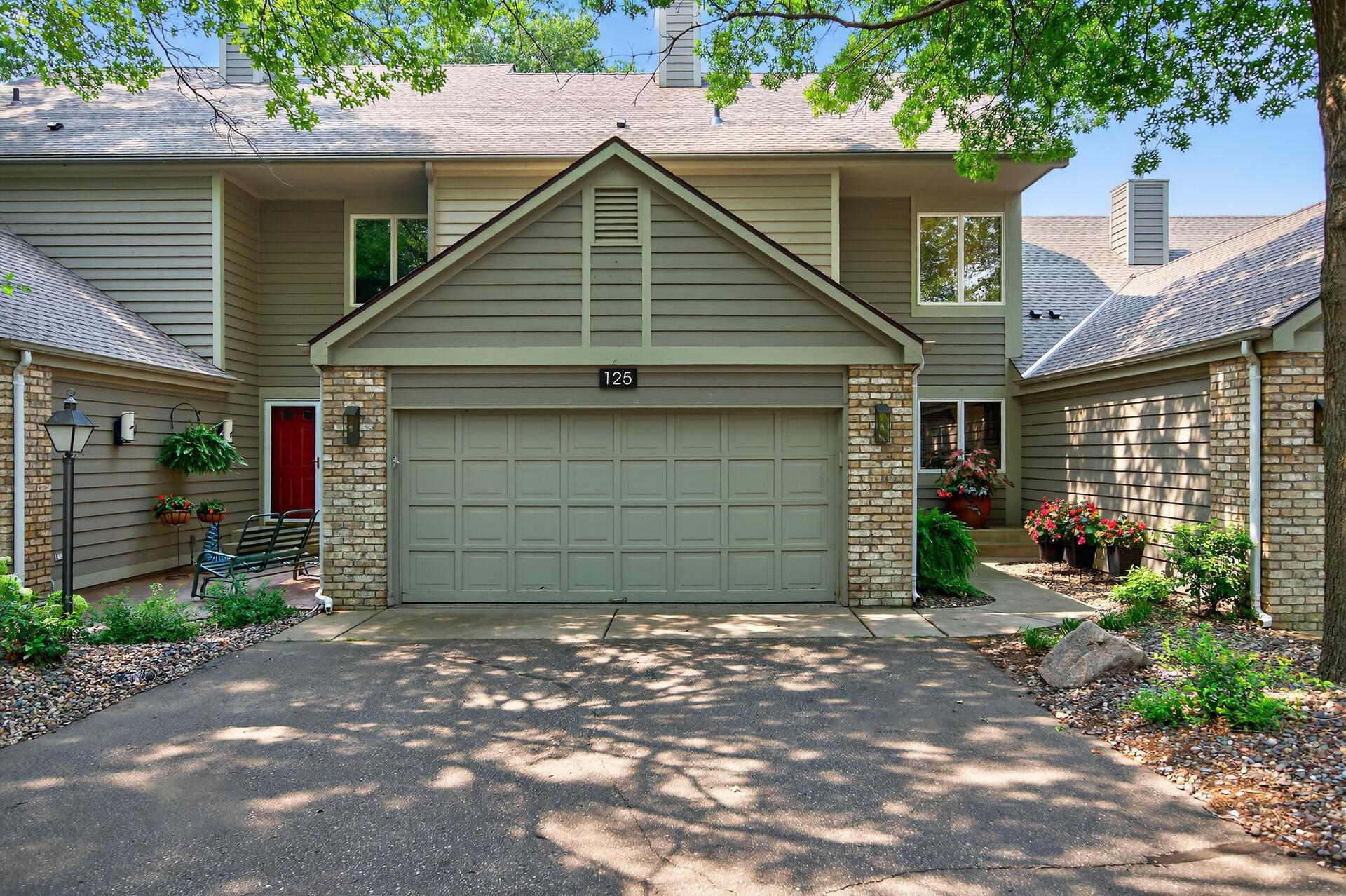 View of Residential at 125 Wildwood Bay Drive, Mahtomedi MN 55115, Mahtomedi - Mike Wilen | Minnesota Team Real Estate