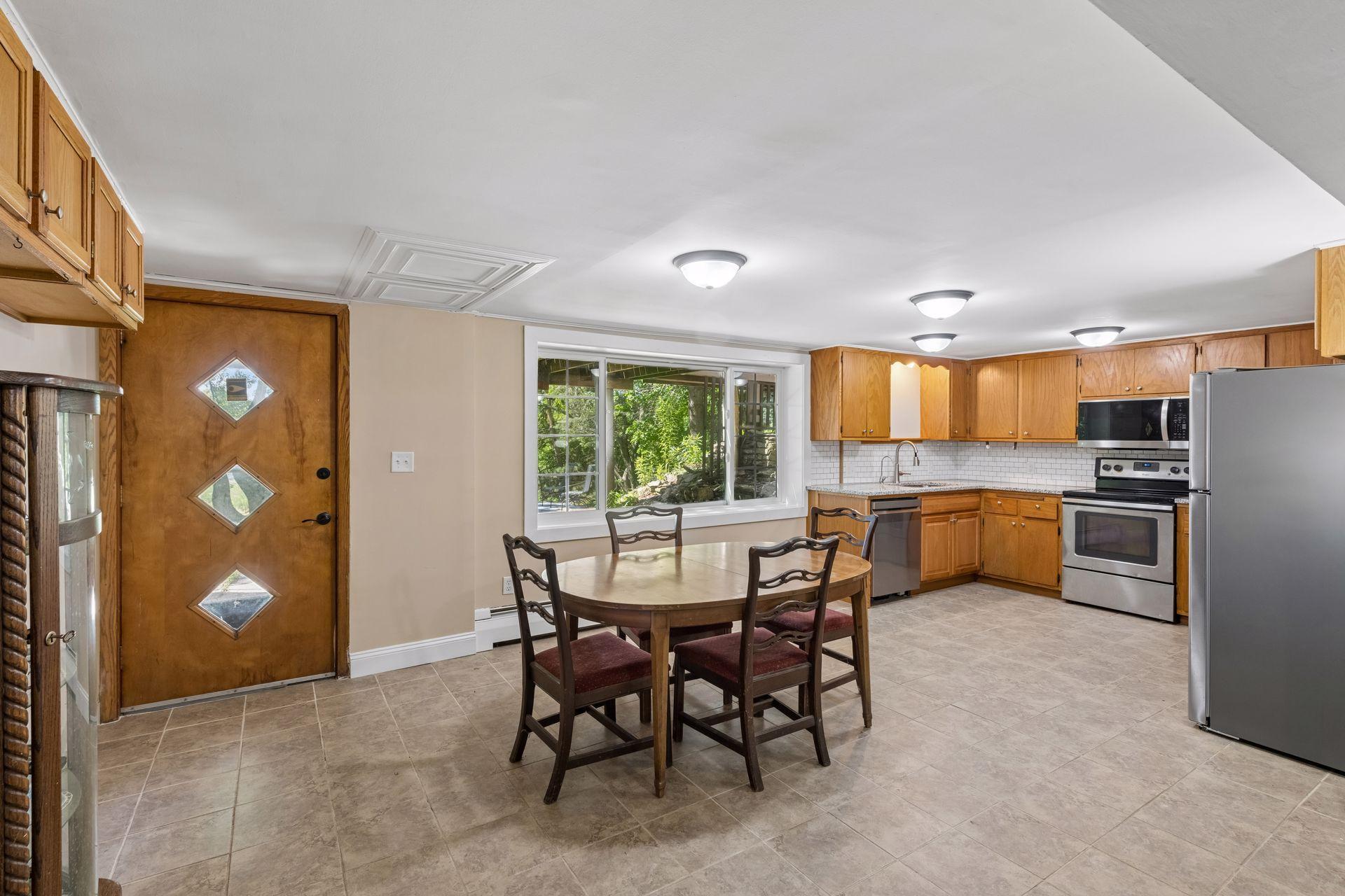 View of Residential at 4569 Shoreline Drive, Spring Park MN 55384, Spring Park (20 of 31) - Mike Wilen | Minnesota Team Real Estate