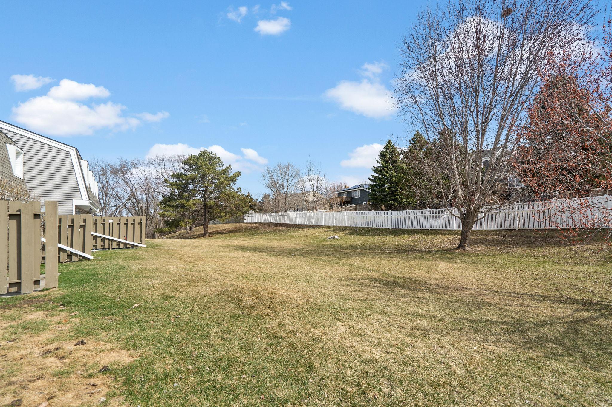 View of Residential at 418 Dorland Place, Maplewood MN 55119, Maplewood (21 of 22) - Mike Wilen | Minnesota Team Real Estate