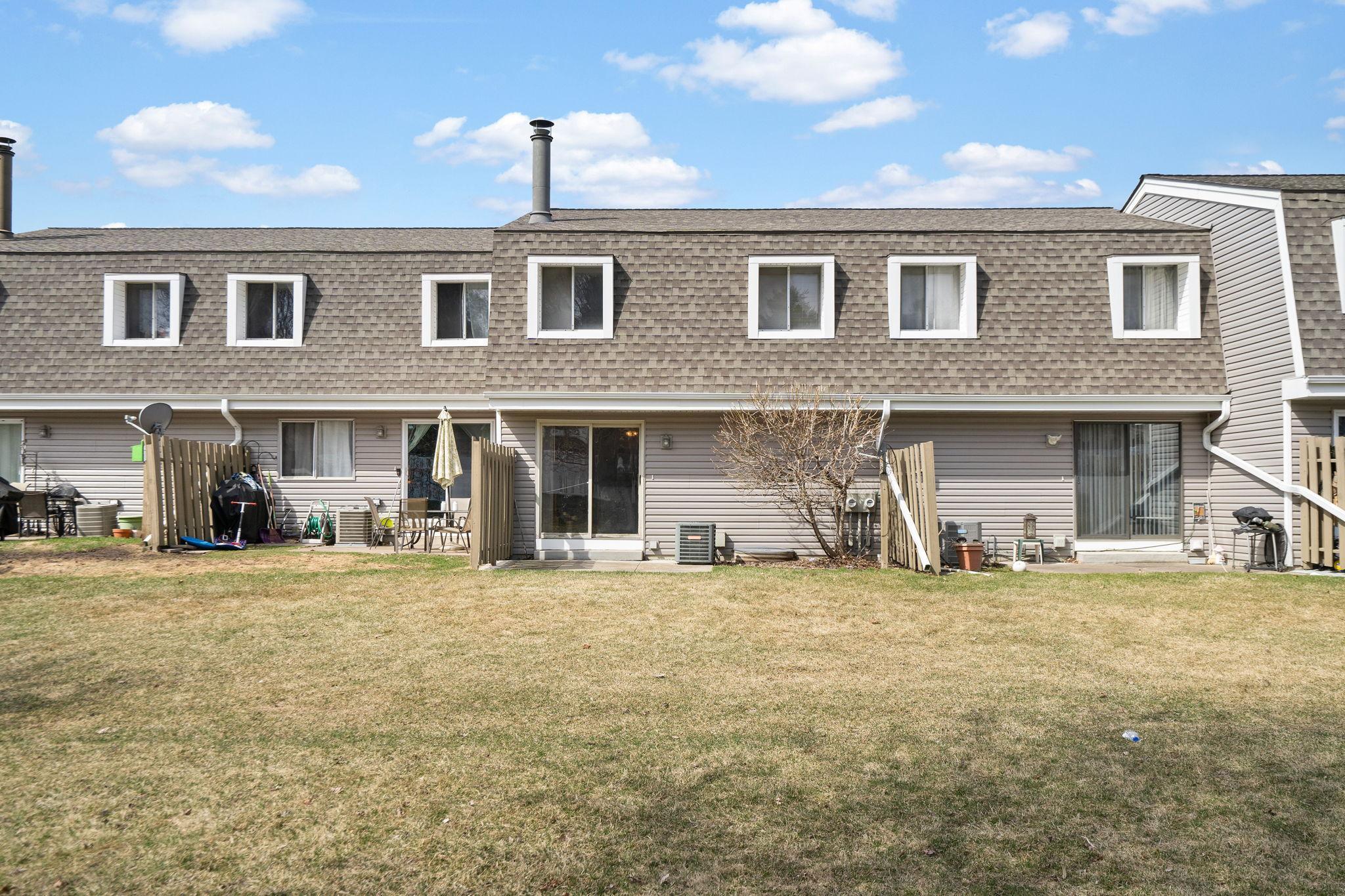View of Residential at 418 Dorland Place, Maplewood MN 55119, Maplewood (19 of 22) - Mike Wilen | Minnesota Team Real Estate