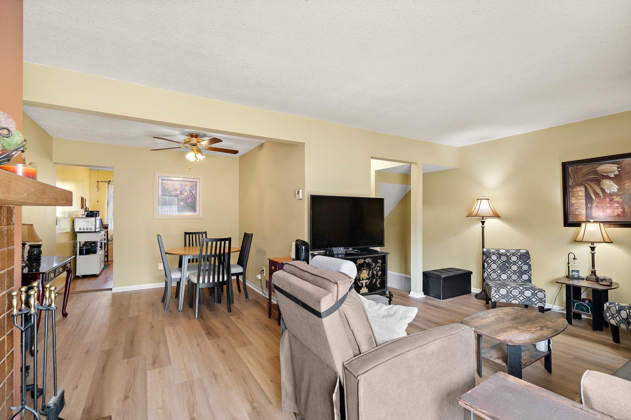 View of Residential at 418 Dorland Place, Maplewood MN 55119, Maplewood (4 of 22) - Mike Wilen | Minnesota Team Real Estate