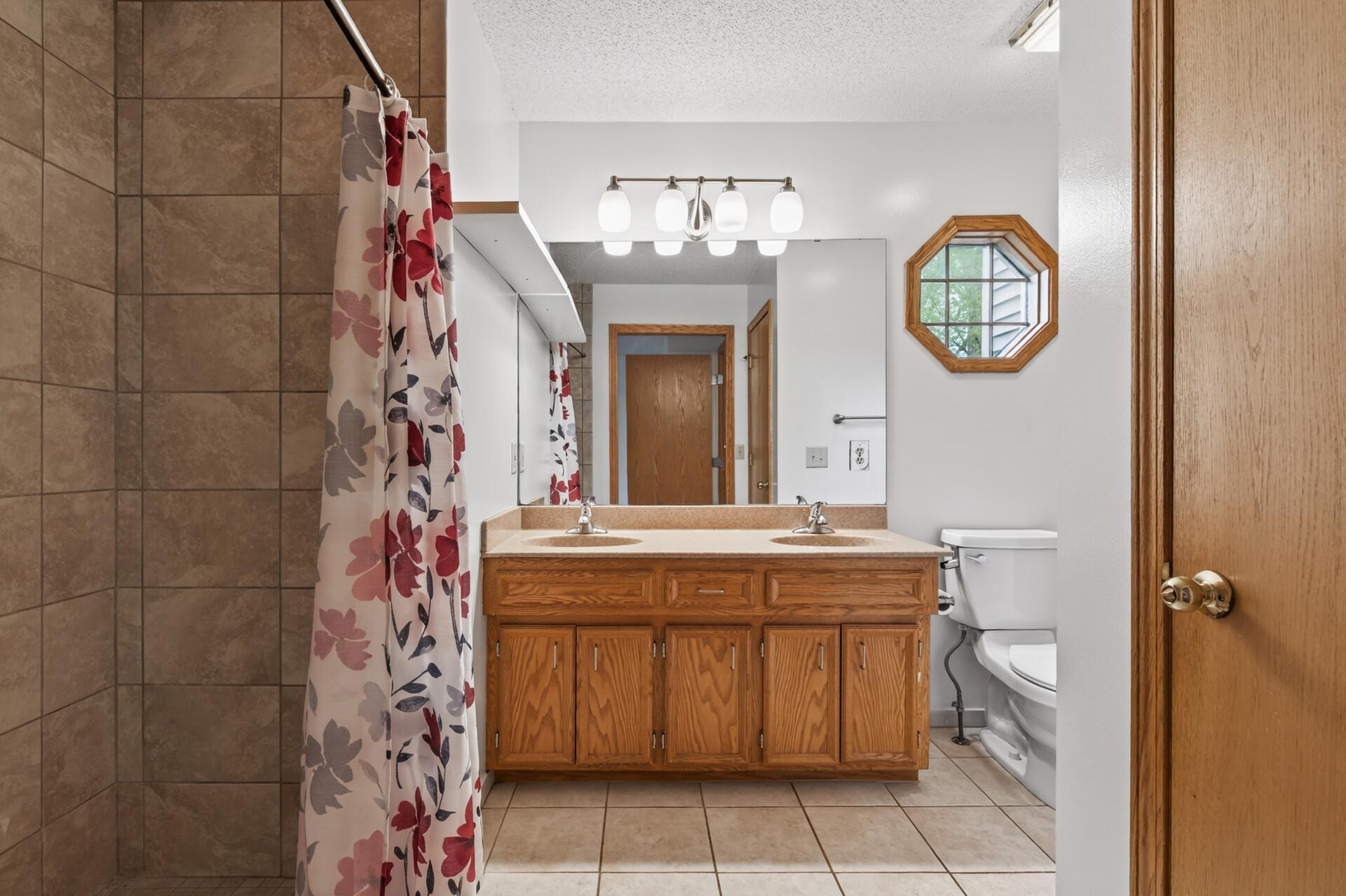 View of Residential at 14132 Heywood Path, Apple Valley MN 55124, Apple Valley (13 of 31) - Mike Wilen | Minnesota Team Real Estate