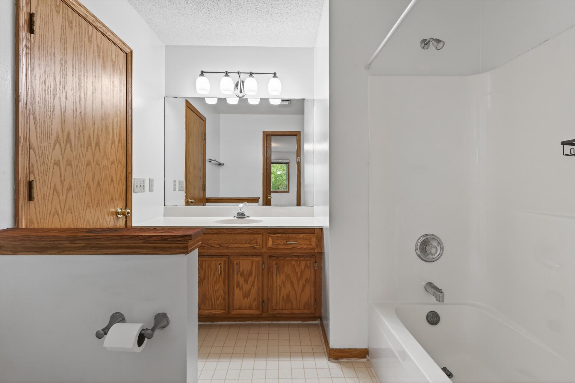 View of Residential at 14132 Heywood Path, Apple Valley MN 55124, Apple Valley (20 of 31) - Mike Wilen | Minnesota Team Real Estate