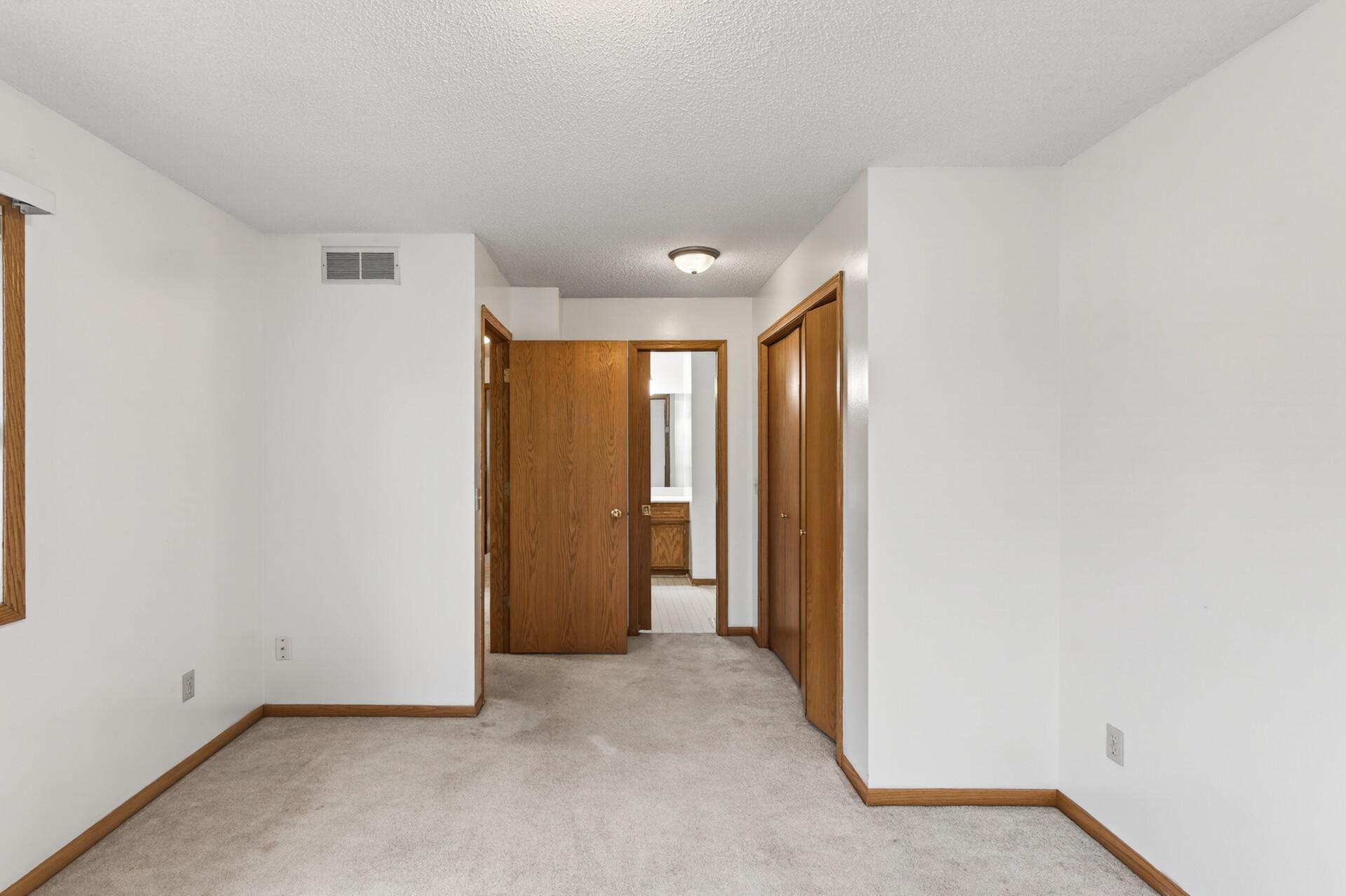 View of Residential at 14132 Heywood Path, Apple Valley MN 55124, Apple Valley (19 of 31) - Mike Wilen | Minnesota Team Real Estate