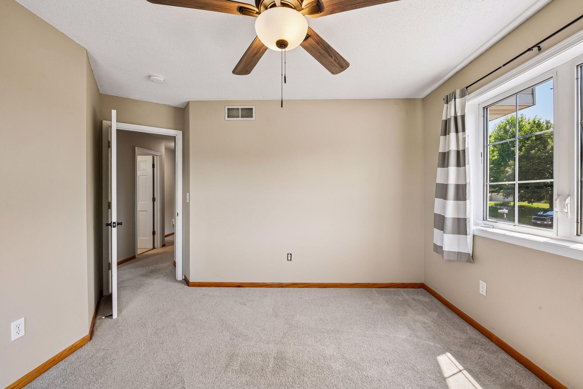 View of Residential at 254 Jaspers Circle, Chaska MN 55318, Chaska (21 of 36) - Mike Wilen | Minnesota Team Real Estate