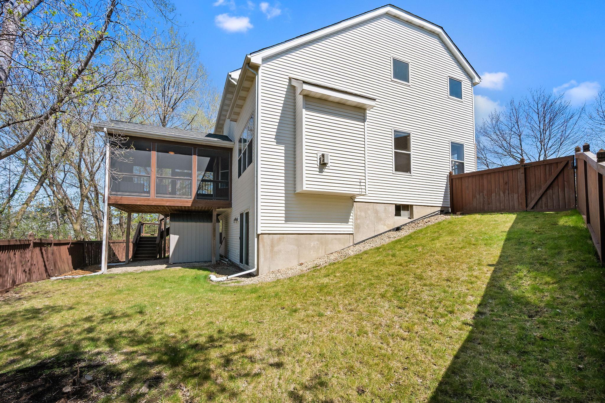 View of Residential at 4925 Narcissus Lane, Plymouth MN 55446, Plymouth (38 of 44) - Mike Wilen | Minnesota Team Real Estate