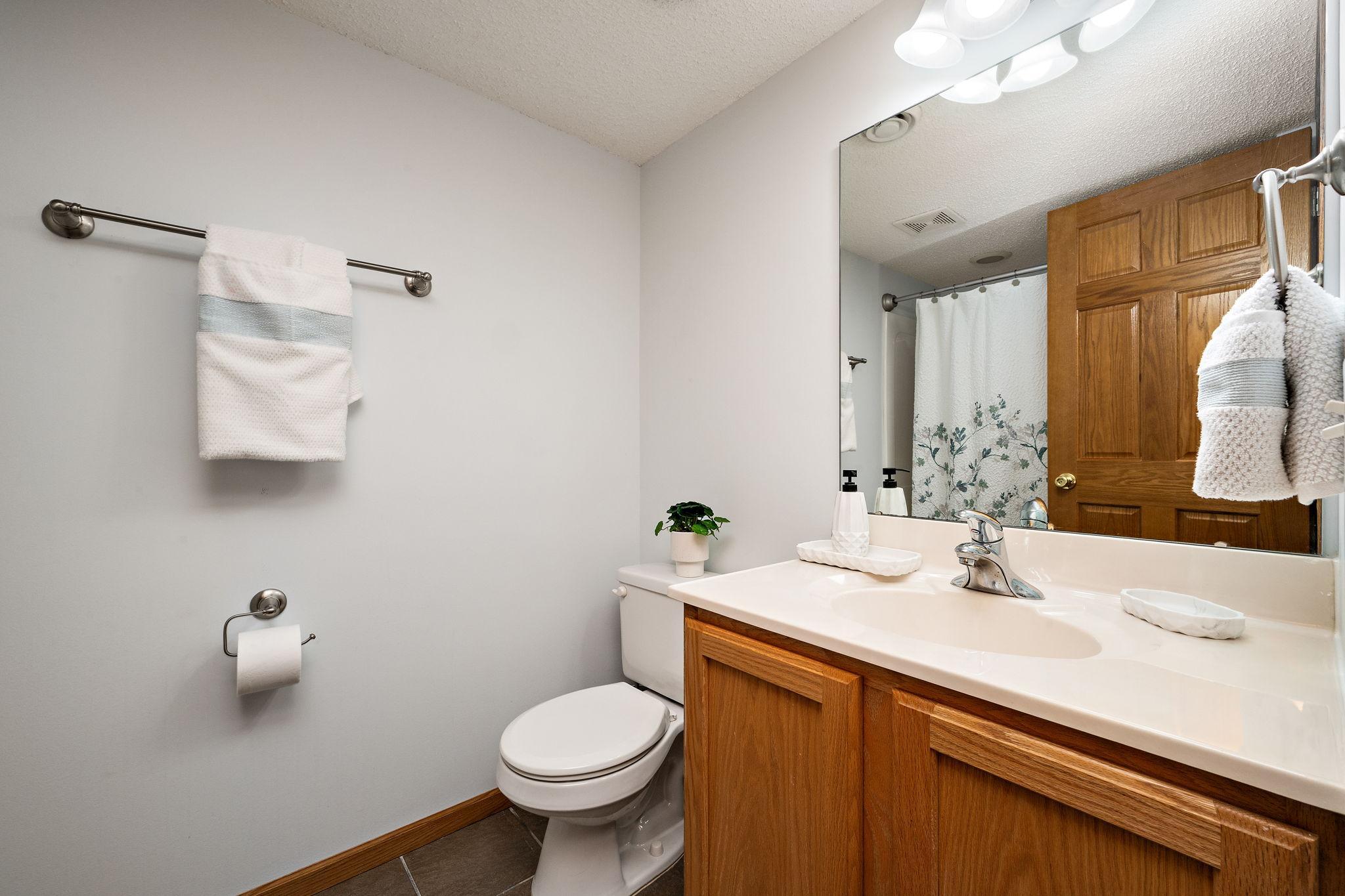 View of Residential at 4925 Narcissus Lane, Plymouth MN 55446, Plymouth (35 of 44) - Mike Wilen | Minnesota Team Real Estate